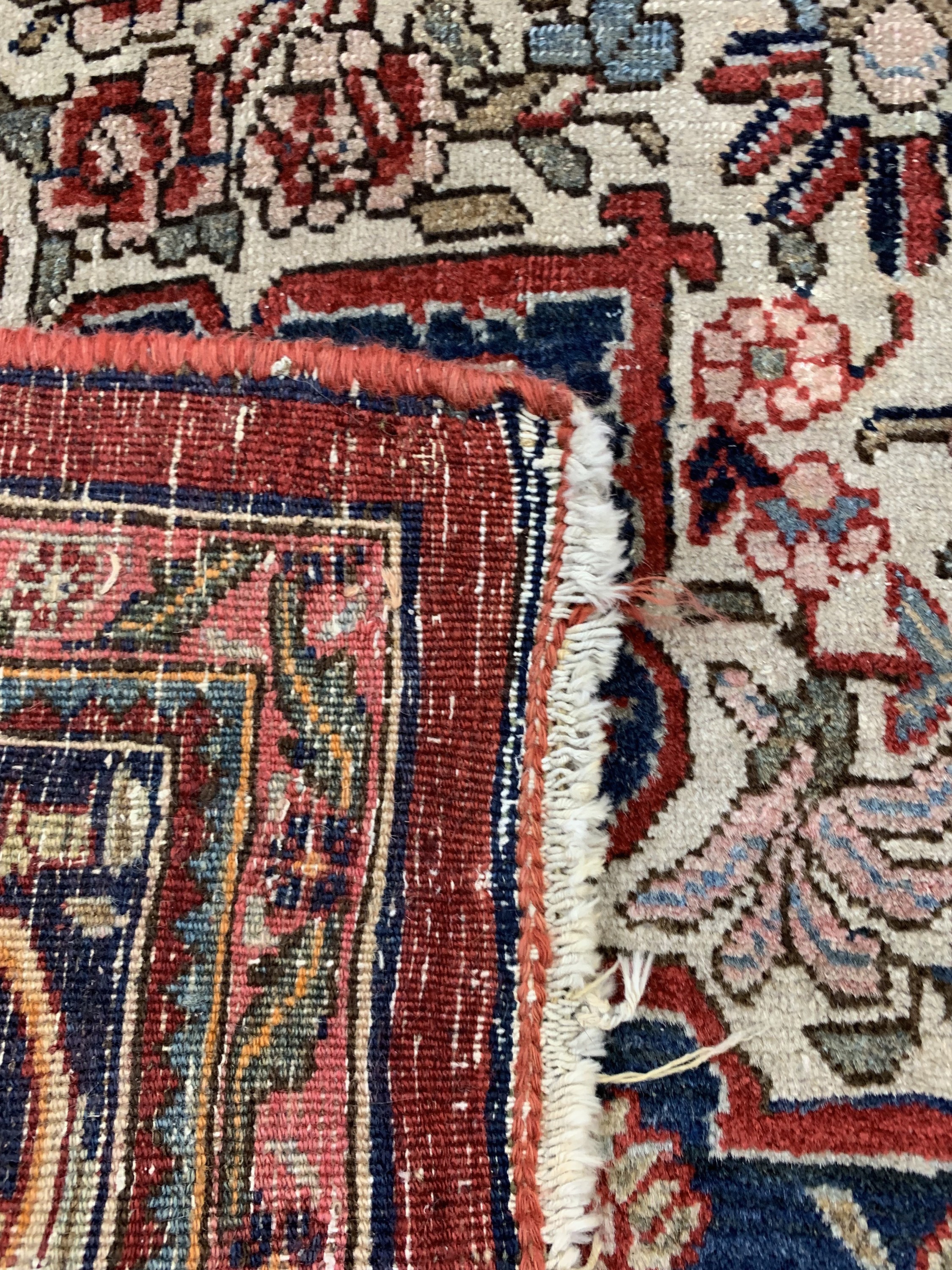 Detail e: Rosenbidjar alt, Persien, Anfang 20.Jhd, Wolle auf Baumwolle, ca. 253 x 170 cm, EHZ: 3-4