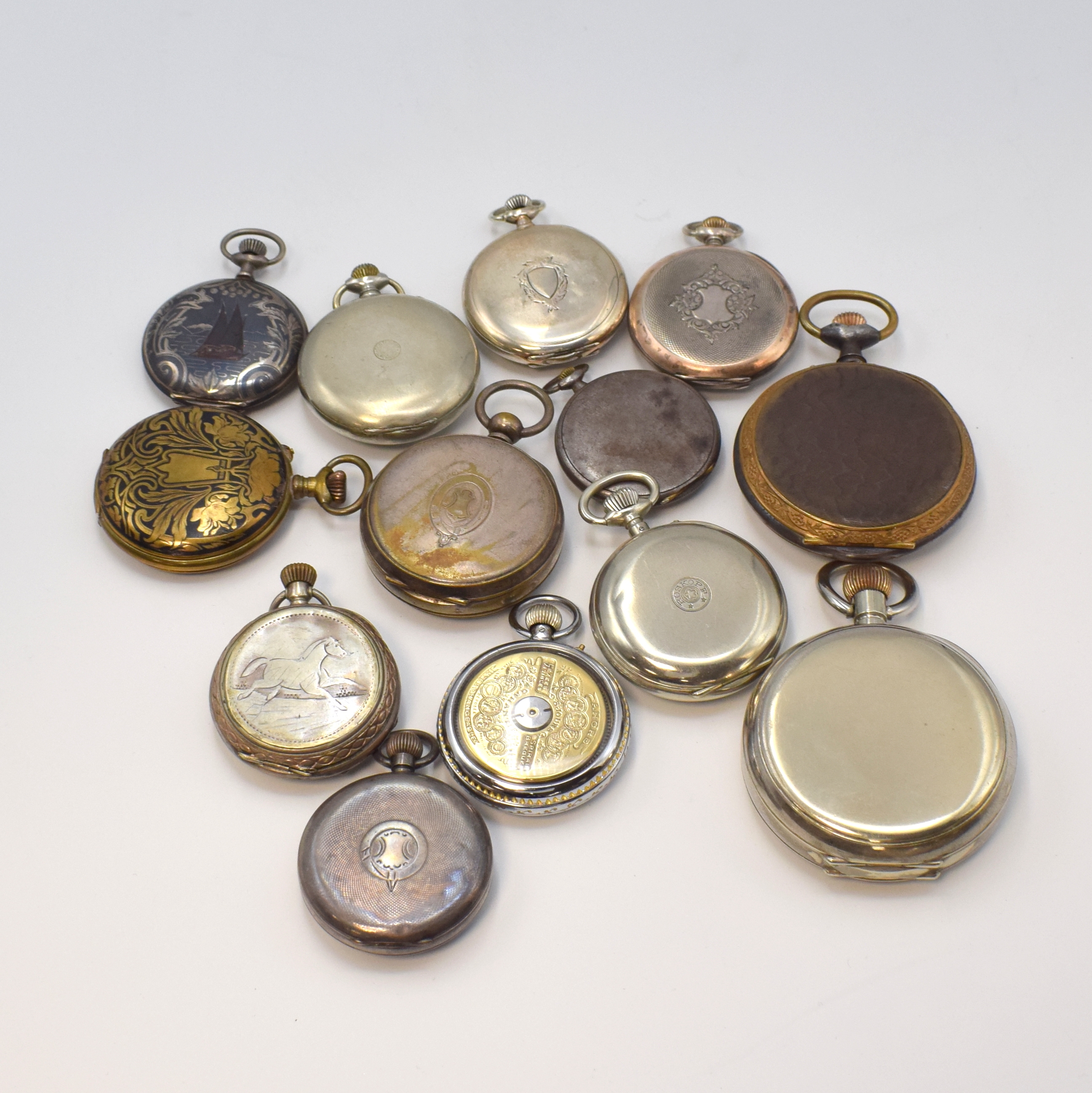 Detail a: Große 8-Tage Taschenuhr sowie 12 weitere Taschenuhren, Schweiz um 1880 - 1920, 11 x offene Geh., 2 x Savonette, 5 Silbergeh., davon 1 x Omega ...