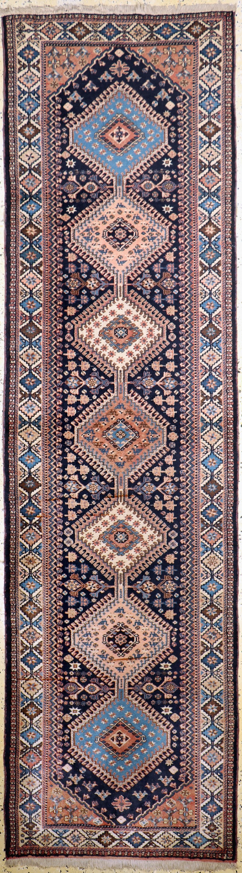 Yalameh, Persien, Ende 20.Jhd, Wolle auf Wolle, ca. 303 x 83 cm, EHZ: 2