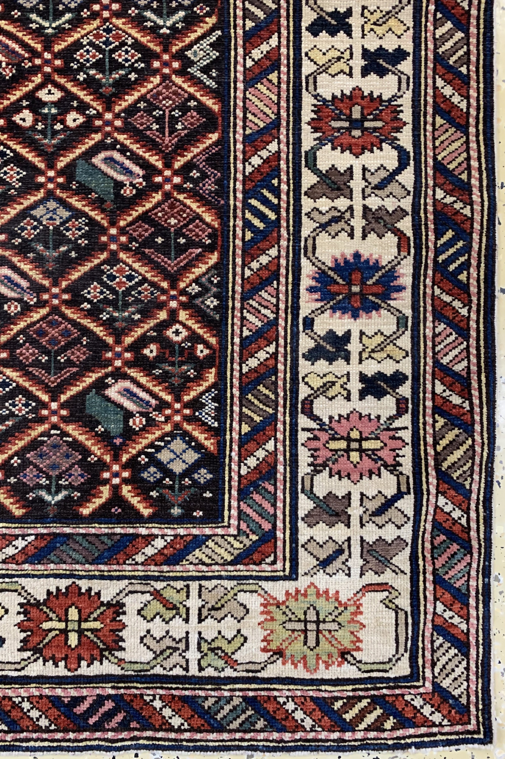 Detail a: Schirwan fein, Kaukasus, Mitte 20.Jhd, Wolle auf Wolle, ca. 290 x 100 cm, EHZ: 2-3