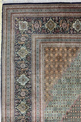 26779259d - Tabriz fine (50 Raj), Persia, end of 20th century, corkwool with silk, approx. 395 x 295cm, approx. 500,000 Kn/sm, condition: 2 (soiled). Rugs, Carpets & Flatweaves