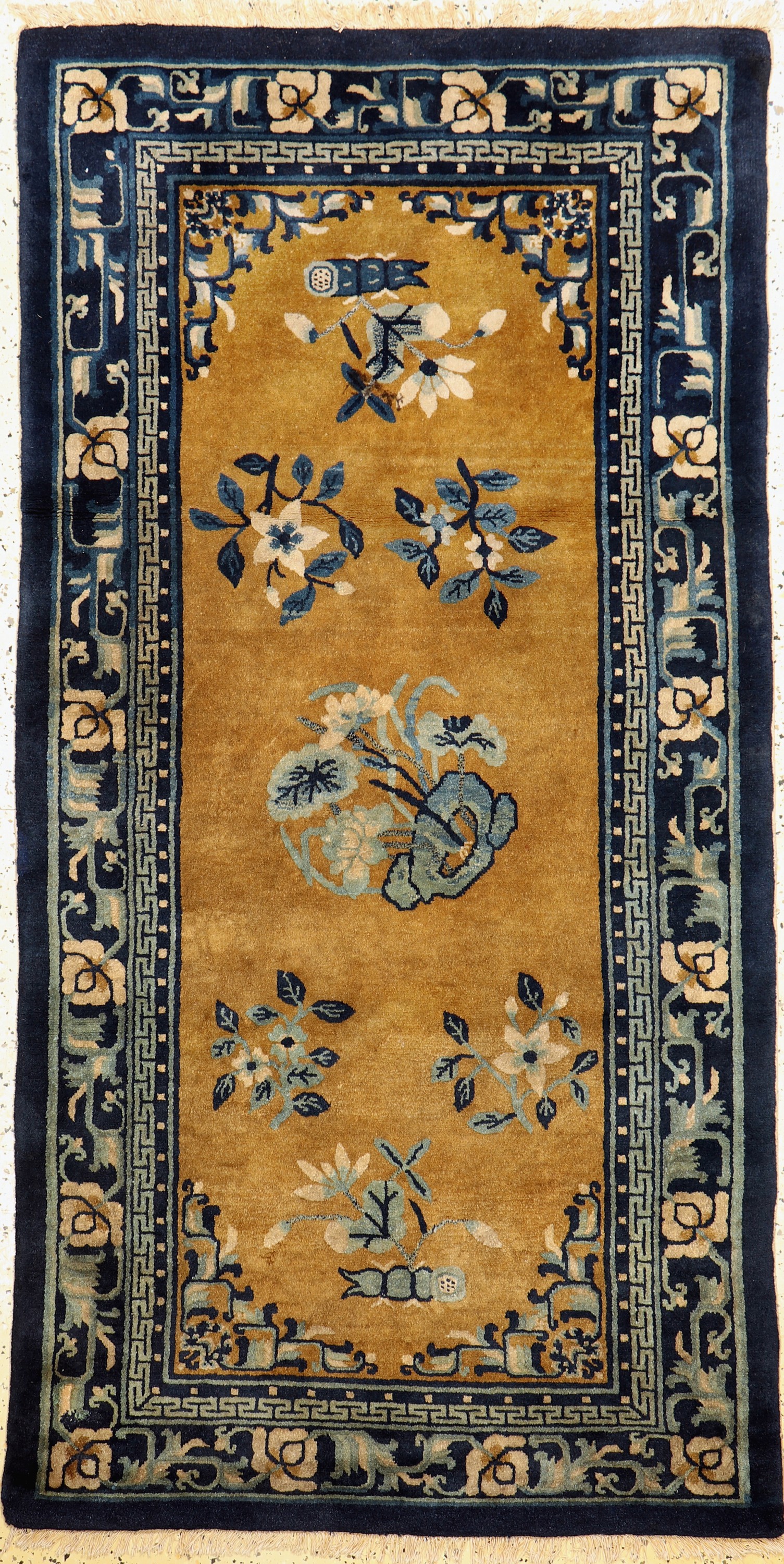 Peking alt, China, Anfang 20.Jhd, Wolle aufBaumwolle, ca. 185 x 93 cm, EHZ: 2