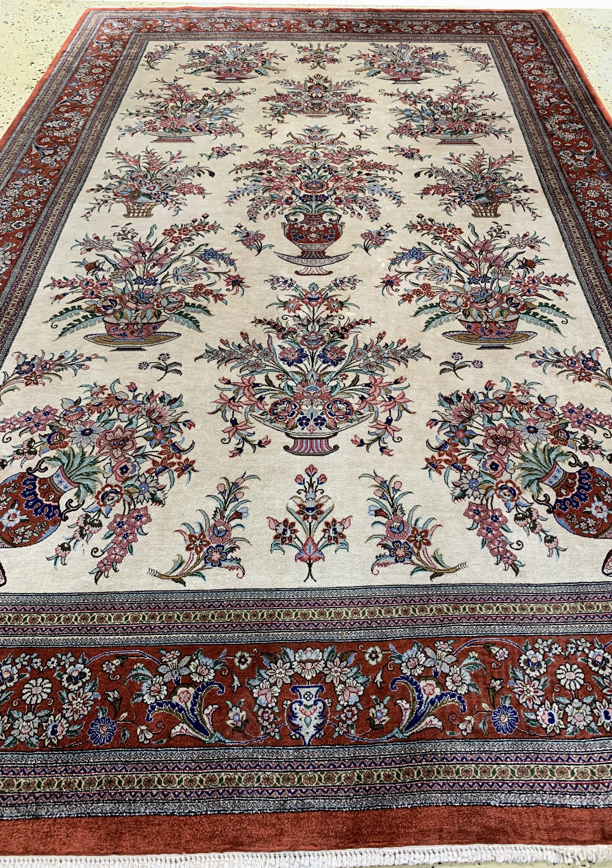 Detail d: Ghom Seide fein signiert, Persien, Ende 20.Jhd, reine Naturseide, ca. 202 x 130 cm, ca. 1,0 Mio. Kn/qm, EHZ: 2