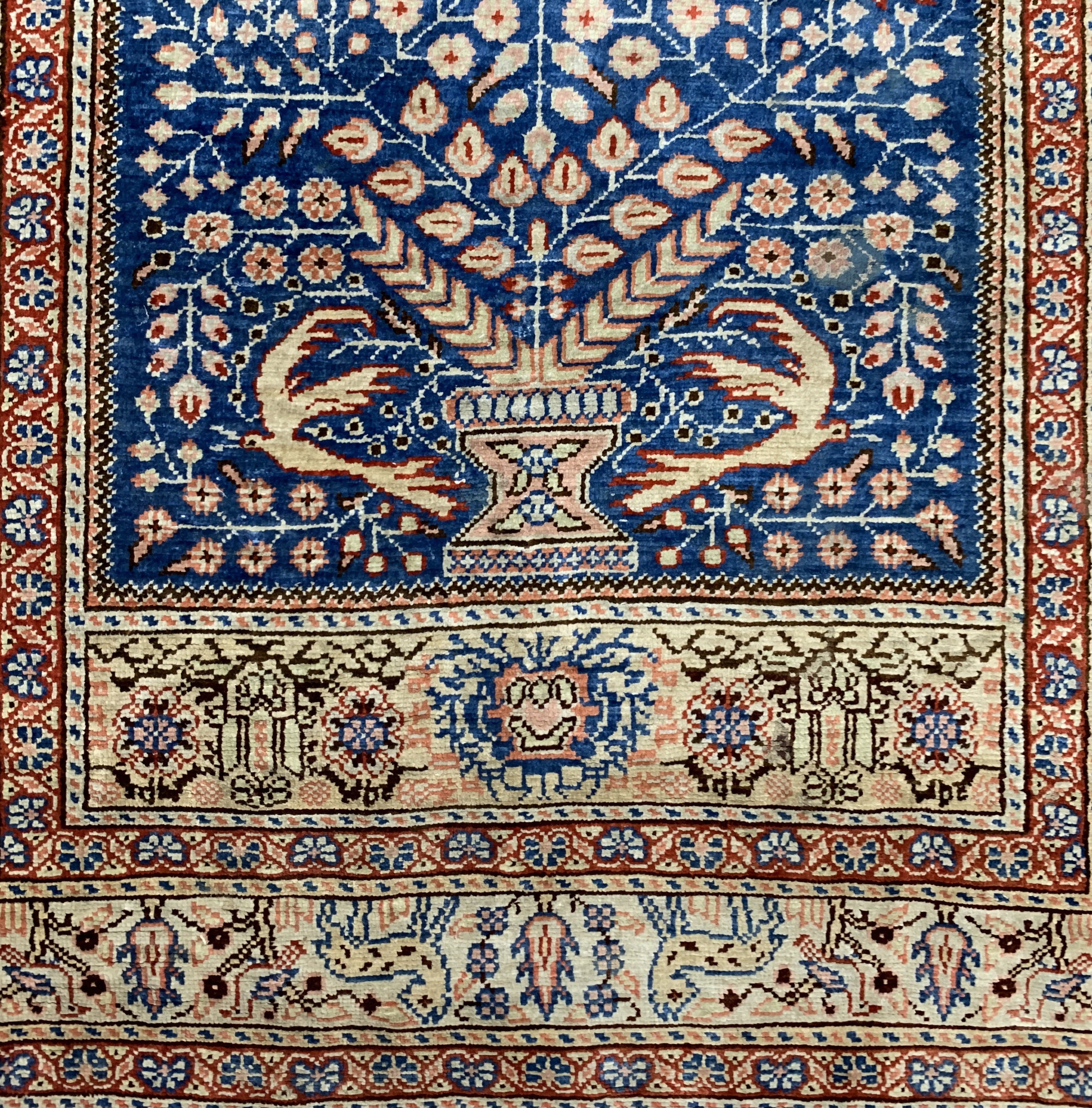 Detail b: Kayseri Seide, Türkei, Mitte 20.Jhd, reine Naturseide, ca. 100 x 64 cm, EHZ: 2