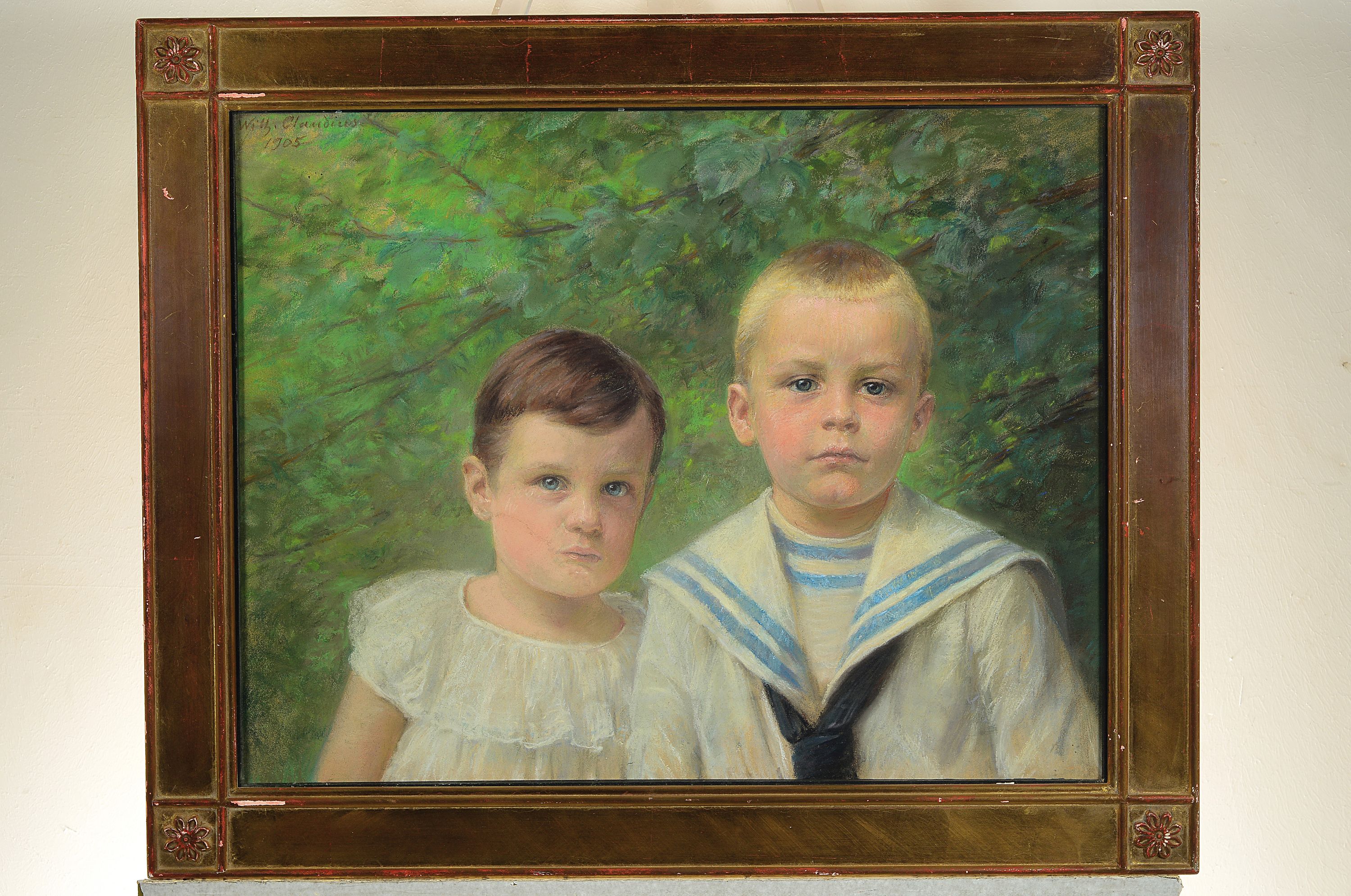 Detail k: Wilhelm Claudius, 1854 Hamburg - 1942, Kinderpaar vor Bäumen, Pastell, li. oben signiert und dat. 1905, leichte Altersschäden, ca. 52 x, 66 cm, ...