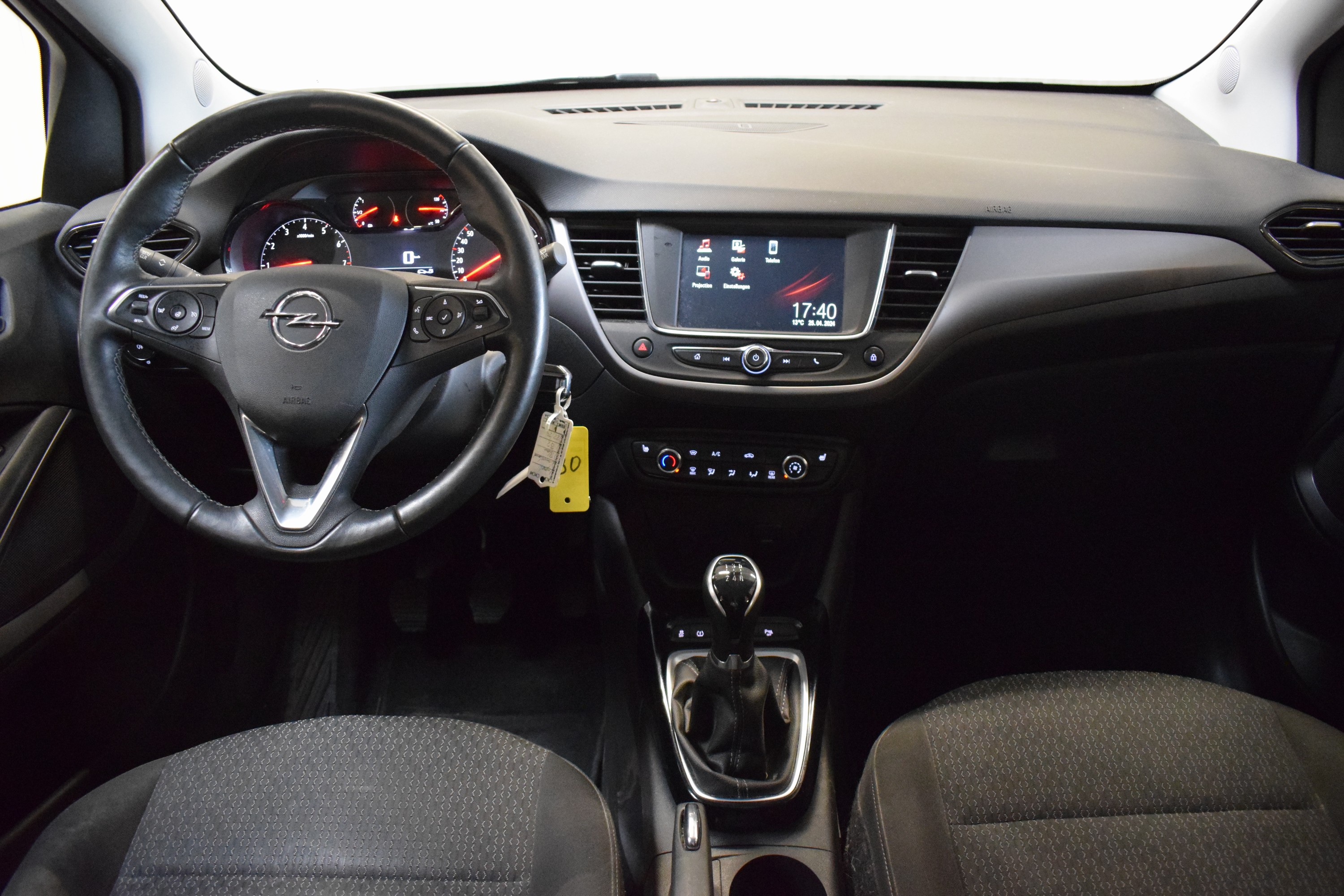 Detail h: Opel Crossland X, EZ 12/2020, Laufleistung 25.500 km, HU 03/2025, 61kW/82 PS, Schaltgetriebe, blau, Stoff schwarz, Bordmappe inkl. Serviceheft ...