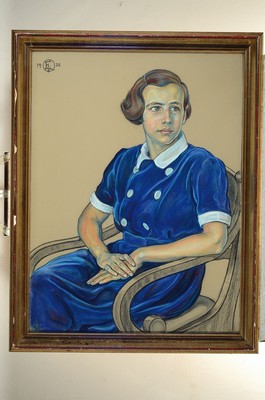 26779406k - Otto Ewel, 1871 Königsberg-1954 Pillnitz, portrait of a young woman in an armchair, pastel on paper, upper left monogr. and dated 1938, approx. 78x58cm, under glass, frame approx. 90x68cm