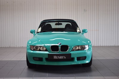 26779488a - BMW Z3 1.8i, first registered 03/1999, mileage approx. 159.000 km, 4. owners, MOT 05/2025, 87 kW/118PS, 4-cylinder, manual transmission, fidschi-green, special leather upholstery, M sports suspension, M sport multifunction steering wheel, heated seats for driver and passenger, black soft top, individual equipment, new rear convertible window, new clutch and more