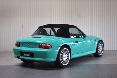 26779488e - BMW Z3 1.8i, first registered 03/1999, mileage approx. 159.000 km, 4. owners, MOT 05/2025, 87 kW/118PS, 4-cylinder, manual transmission, fidschi-green, special leather upholstery, M sports suspension, M sport multifunction steering wheel, heated seats for driver and passenger, black soft top, individual equipment, new rear convertible window, new clutch and more