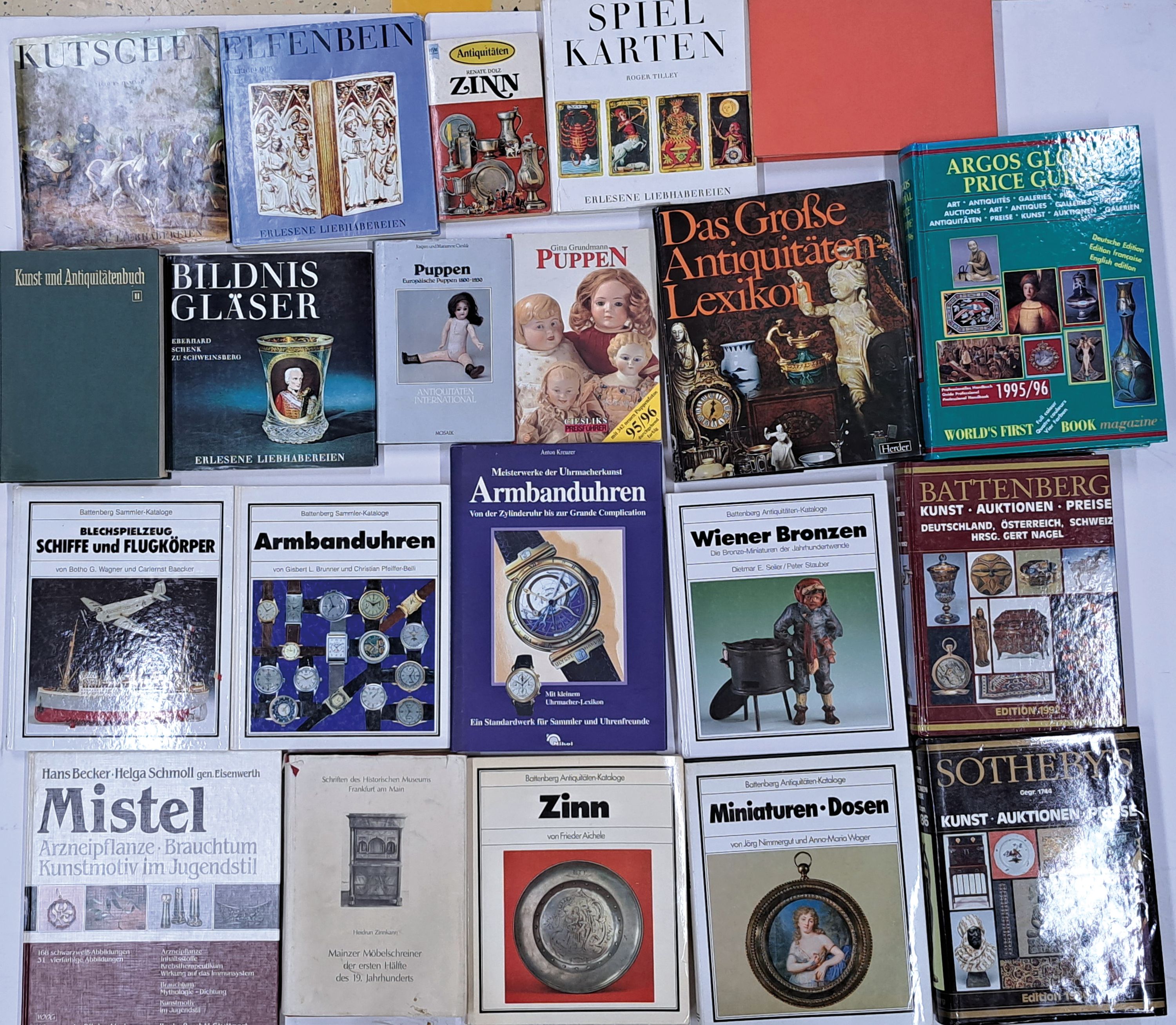 21 Fachbücher, Antiquitäten und Sammlerstücke u.a. Meisterwerke der Uhrmacherkunst, Armbanduhren, Anton Kreuzer; Armbanduhren Gisbert L, ...