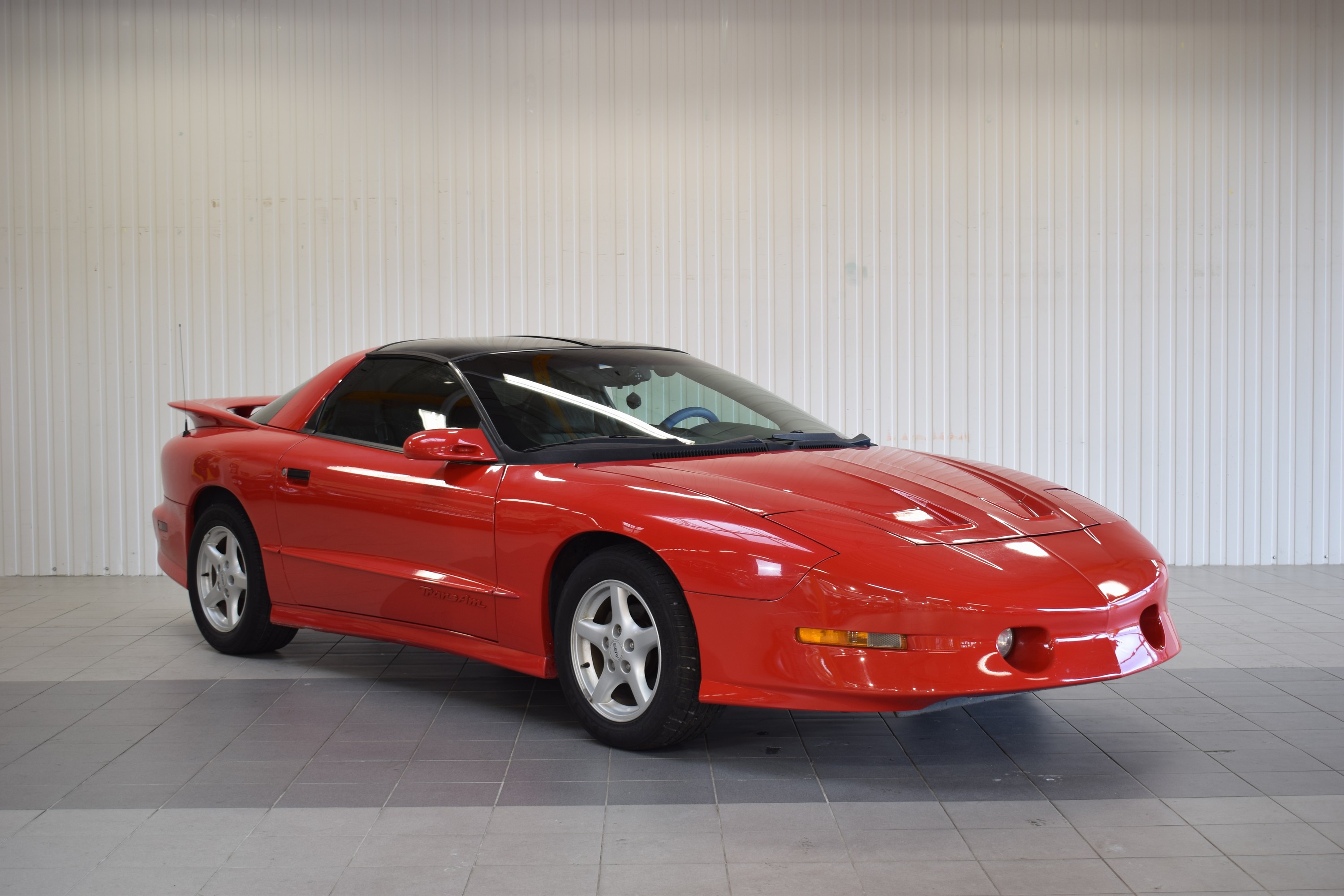 Pontiac Firebird Trans AM, EZ 05/1995, Laufleistung abgelesen 99.200 meilen, 4.Hand in Deutschland, HU abgelaufen, 201 kW/273 PS, 8-Zylinder, ...