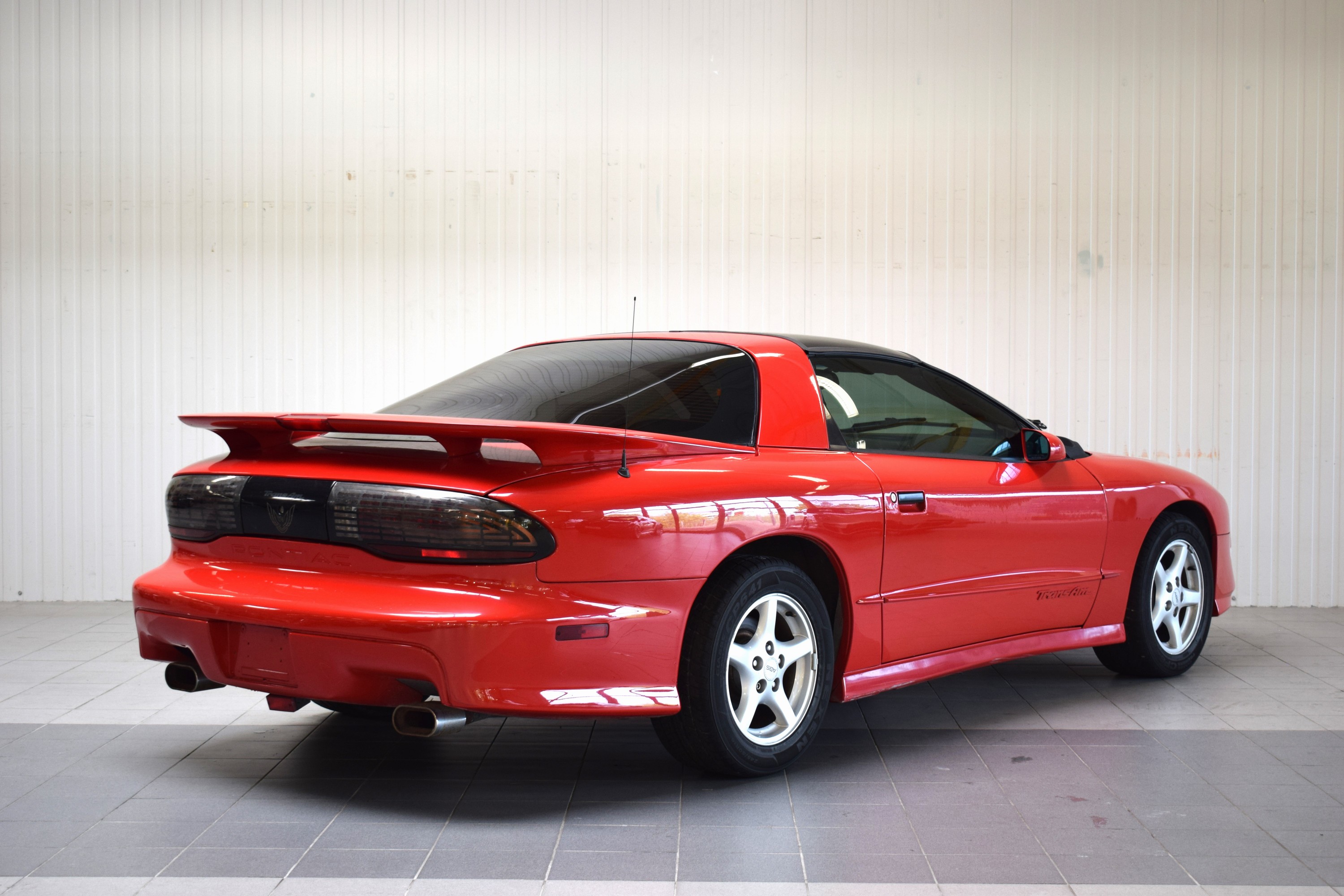Detail e: Pontiac Firebird Trans AM, EZ 05/1995, Laufleistung abgelesen 99.200 meilen, 4.Hand in Deutschland, HU abgelaufen, 201 kW/273 PS, 8-Zylinder, ...