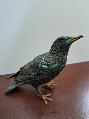 26779609b - Large Viennese bronze of a bird, signed. Miner, colorfully decorated, approx. 11.5x16 cm