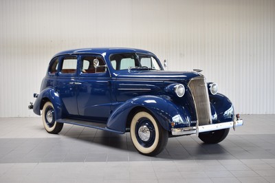 Image 26779699 - Chevrolet Master Deluxe, first registered 01/1937, chassis number: 21GB0212426, mileage approximately 80.500 km read, MOT until 10/2023, 63 kW/85 PS, manual transmission, exterior color blue, interior fabric-red. The vehicle has undergone a complete rebuild, including sandblasting the frame, reupholstering seats, and entirely rebuilding the interior