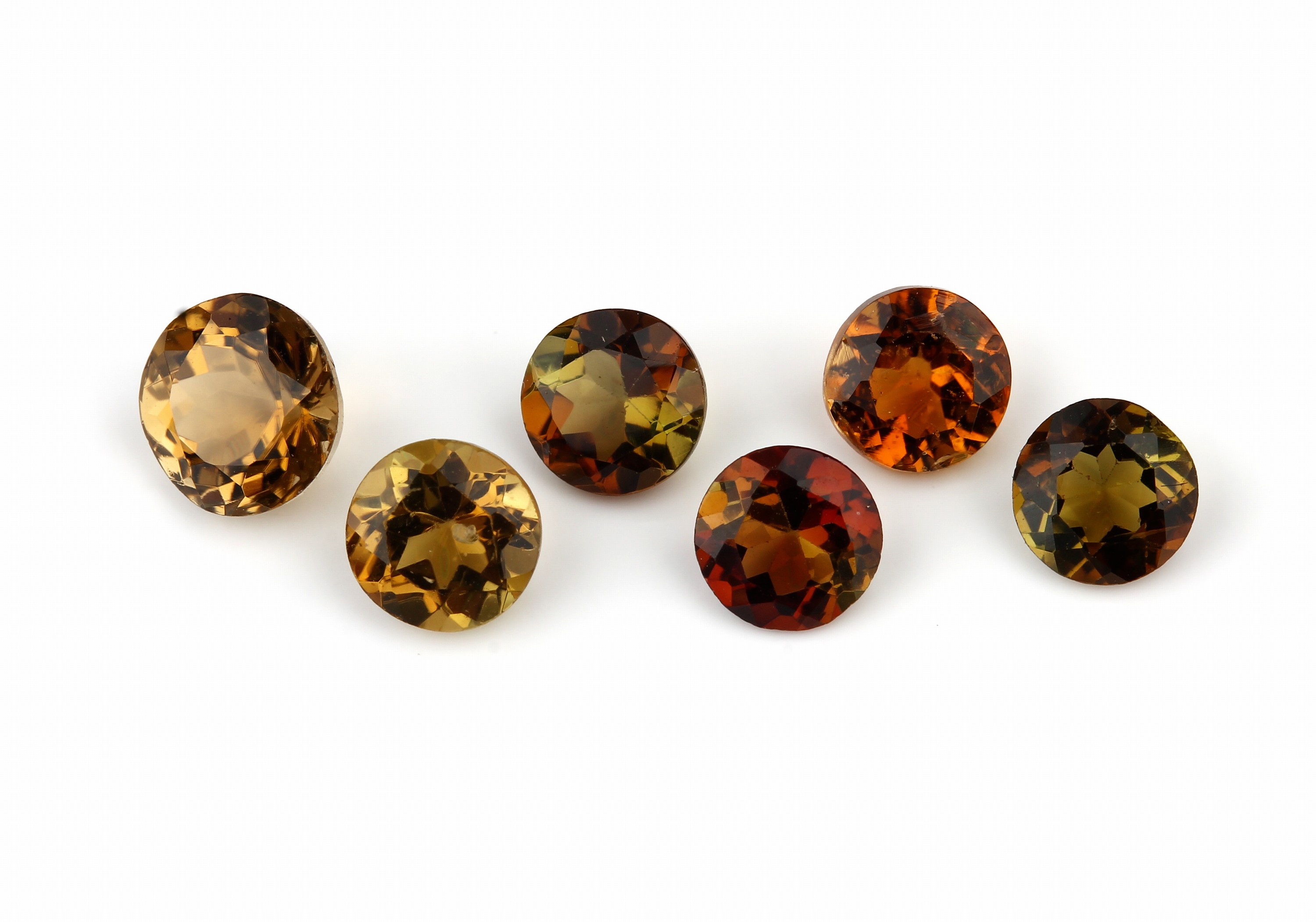 Detail a: Konvolut 6 Turmalin-Pärchen zus. ca. 6.50 ct, rundfacett., braun, grün-braun, orange- braun