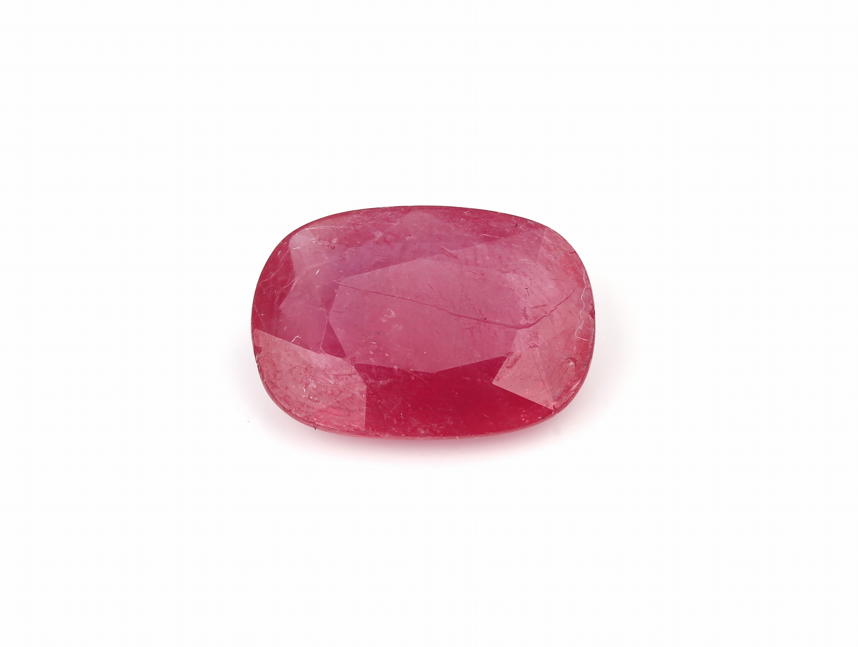 Loser ovalfacett. Rubin ca. 12.8 ct, beh., 