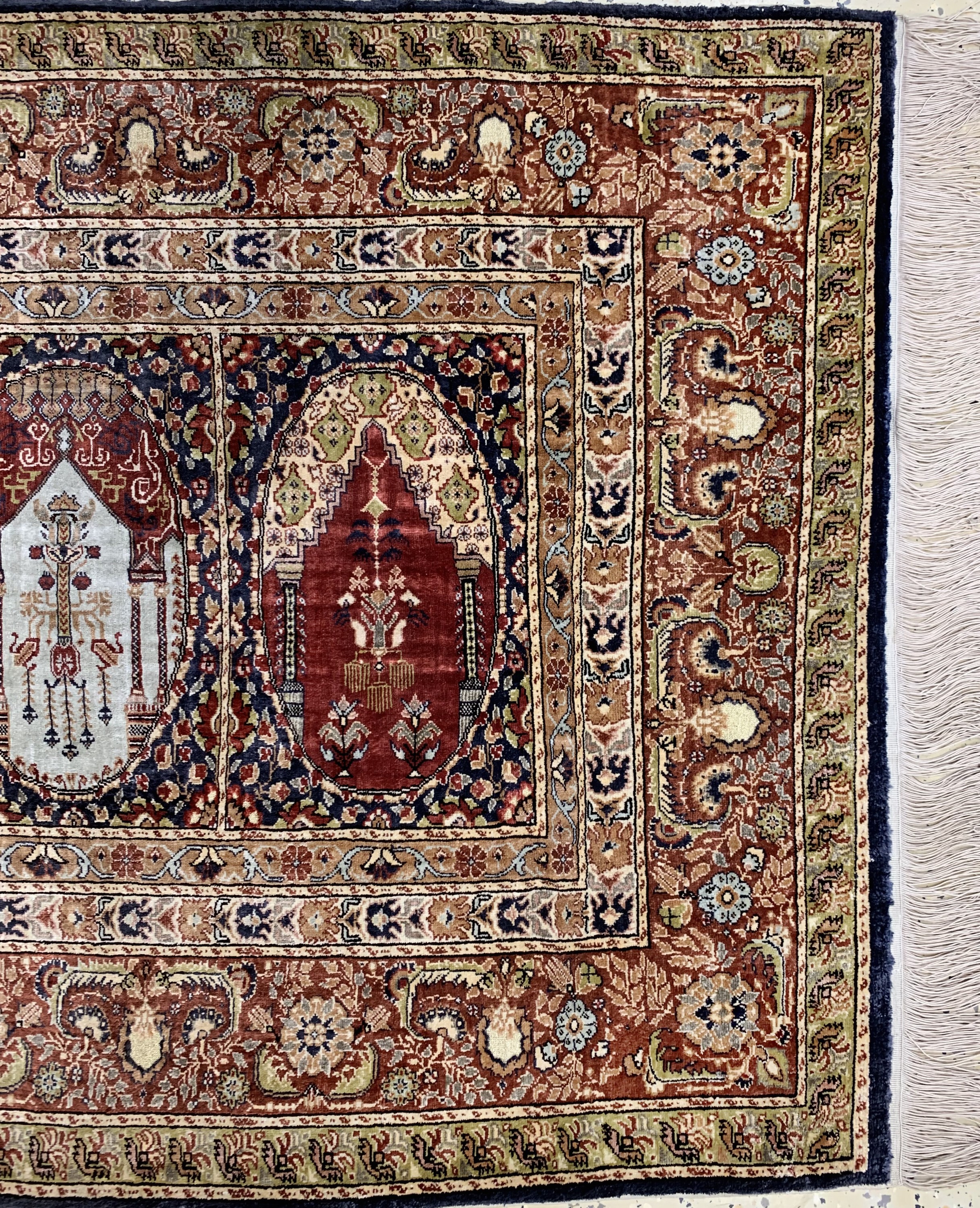Detail b: Kayseri"Saf"Seide, Türkei, Mitte 20.Jhd, reine Naturseide(Metallbroschiert), ca. 130 x 80 cm, EHZ: 1-2