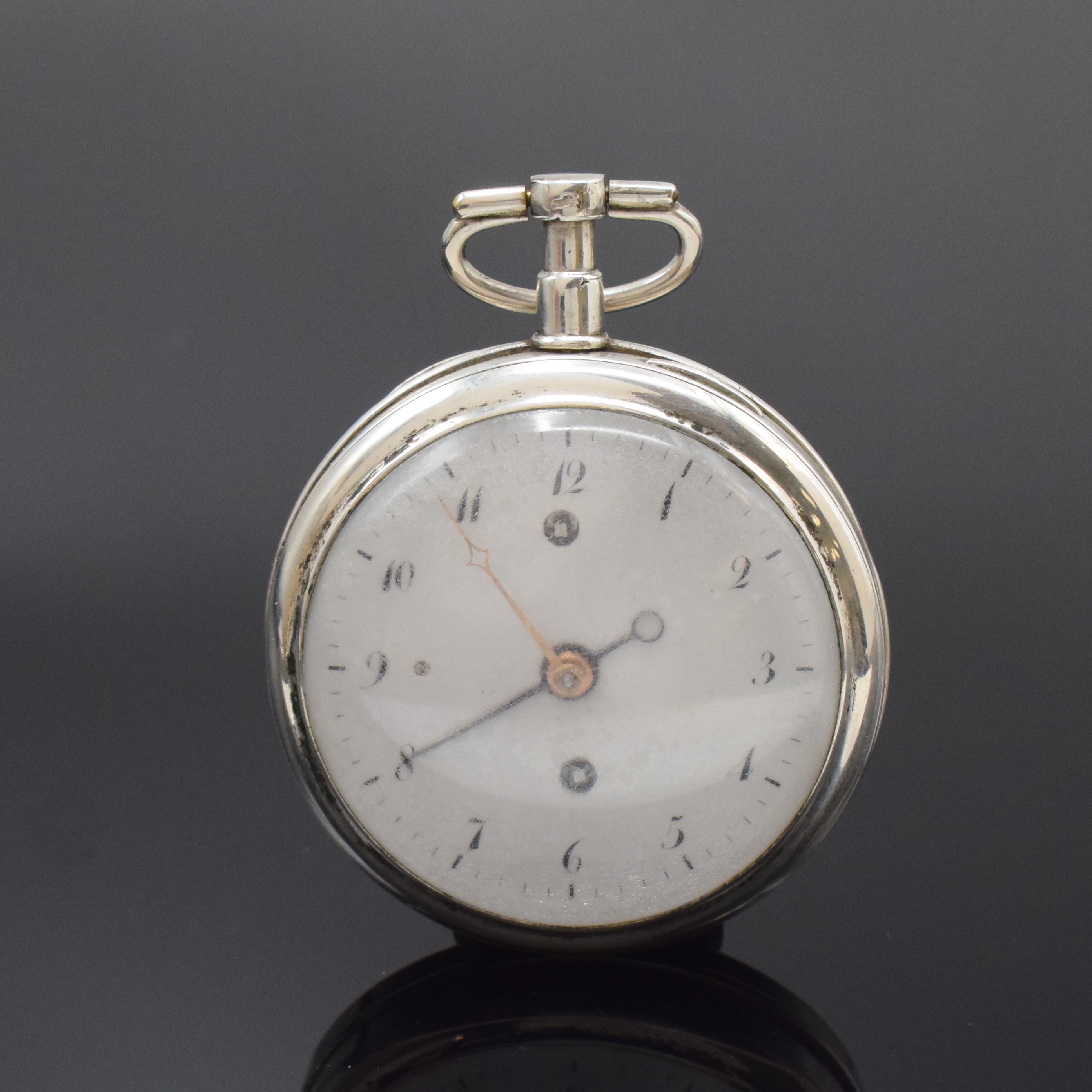 LECHOPIEAINE à Paris Spindeltaschenuhr mit Wecker in Silber, Frankreich um 1820, Schlüsselaufzug, schweres glattes Geh., Lünette zu richten, ...