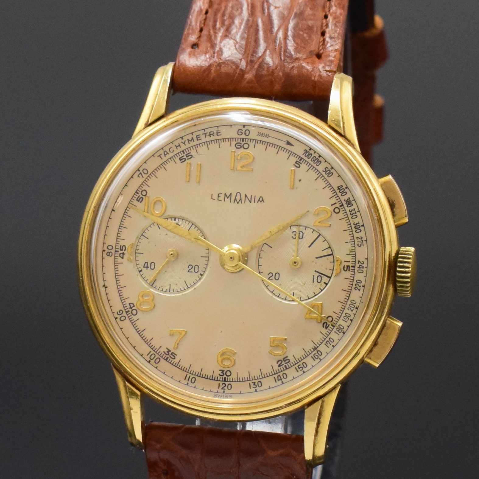 Detail a: LEMANIA CH 27 Schaltradchronograph in GG 750/000, Schweiz um 1950, Handaufzug, 3-tlg. Geh. dell., Boden u. Glasrand gedr., schön pat. orig. ...