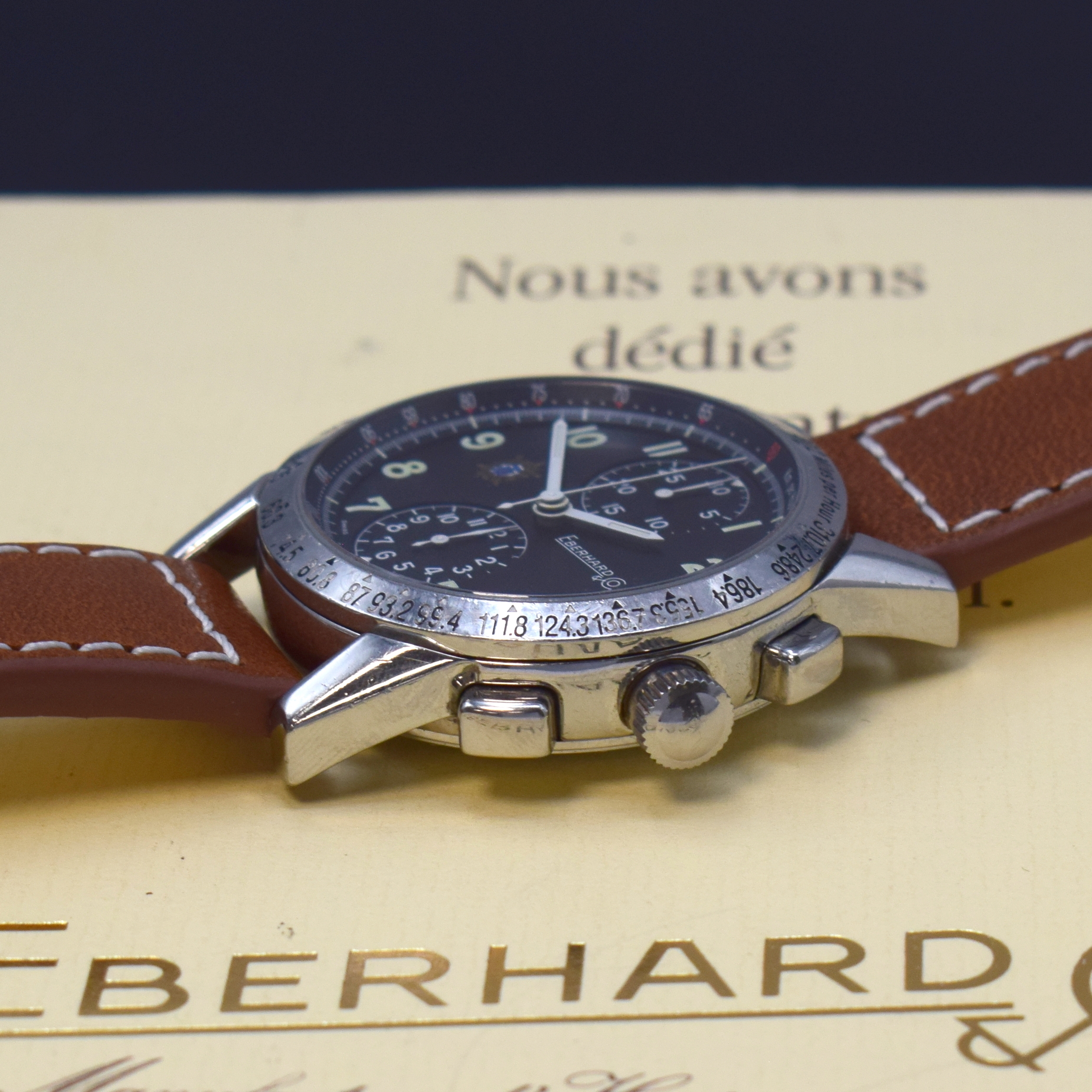 Detail b: EBERHARD & Co Tazio Nuvolari HerrenchronographReferenz 31030 in Stahl, Schweiz lt. orig. Papier verkauft 1993, Automatik, 8-fach verschr. Geh., Boden ...