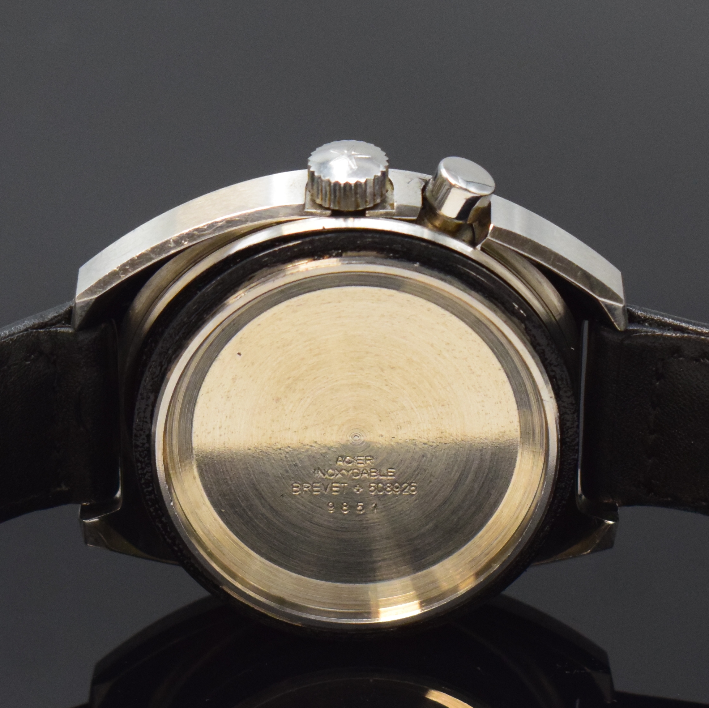 Detail e: AQUASTAR Regate unpolierter Regatta Chronograph Referenz 9851 in Stahl, Schweiz um 1970, Automatik, verschr. Geh., orig. Krone u. Drücker, ...