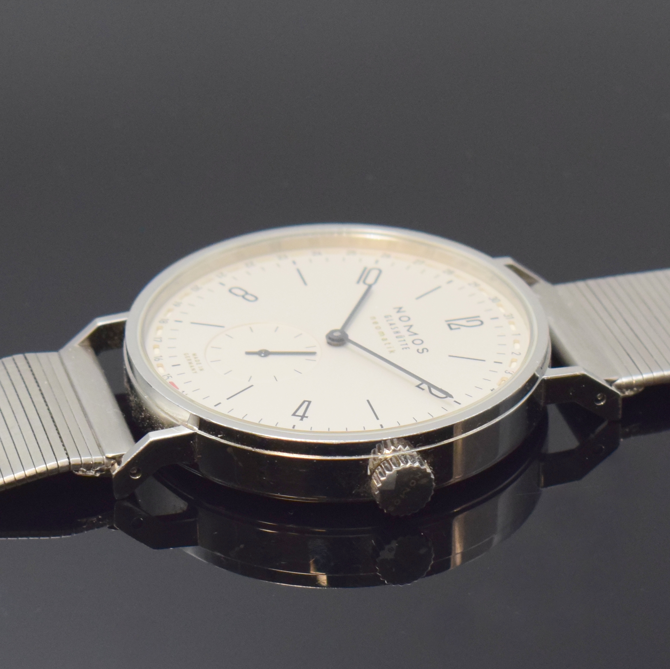 Detail c: NOMOS Neomatik Tangente 3290 große Automatik- Herrenuhr in Stahl/Stahlband, Deutschland um 2020, beids. verglastes Geh., Boden aufgedr.,silb. ...