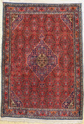Image 26779806 - Bijar, Persia, late 20th century, wool on cotton, approx. 160 x 114 cm, in need of cleaning, condition: 2. Rugs, Carpets & Flatweaves
