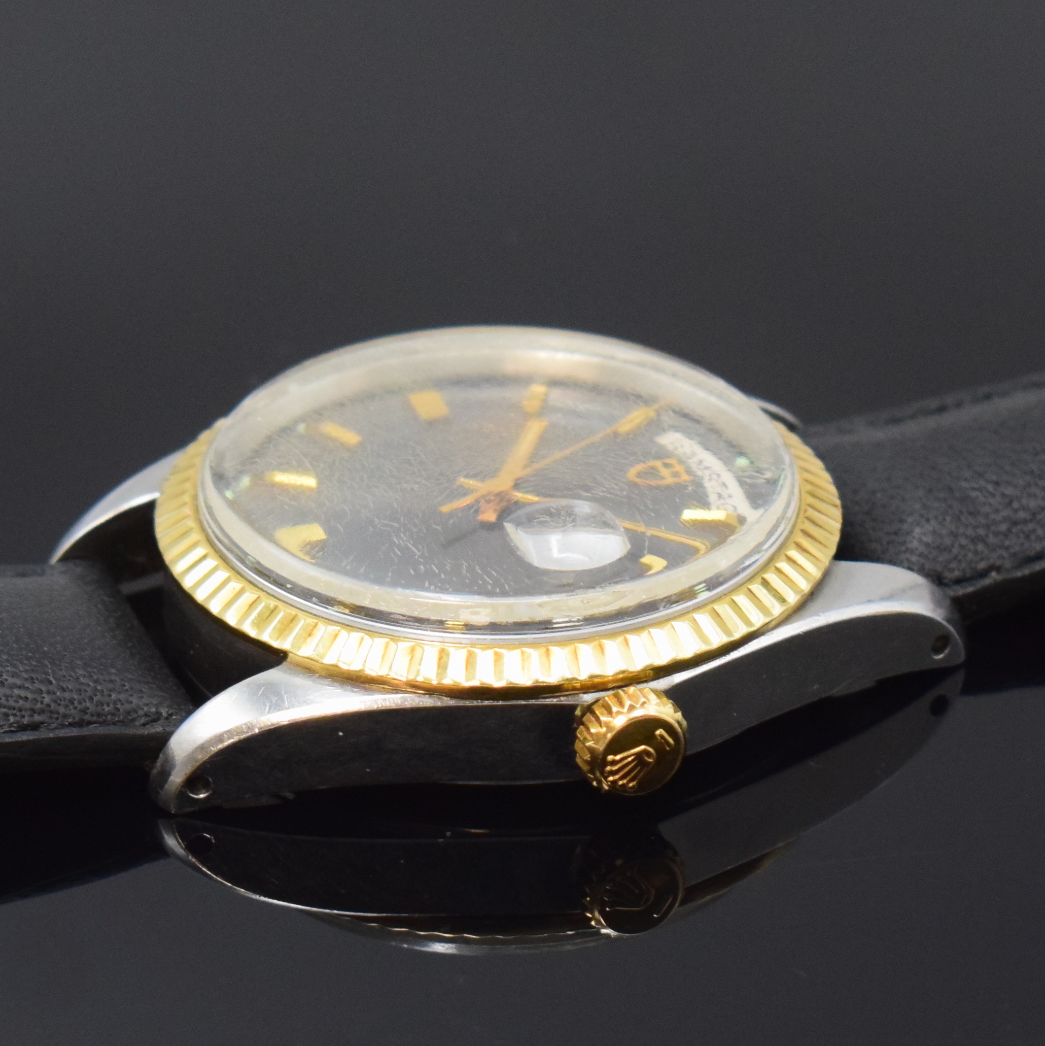 Detail b: TUDOR Oyster Date-Day Referenz 7019/3 Herrenarmbanduhr in Stahl/Gold, Schweiz um 1970, Automatik, unpoliertes Oystergeh. m. Riffel-Lünette, Boden u. ...