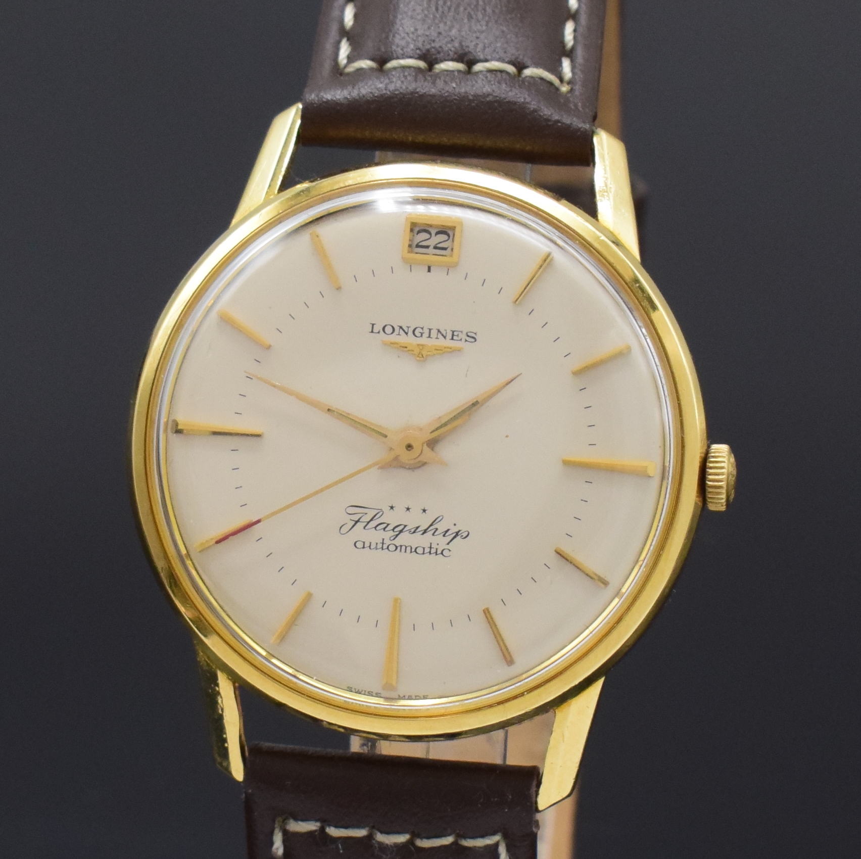 Detail a: LONGINES Flagship Referenz 2408 Armbanduhr in GG 750/000, Schweiz um 1962, Automatik, verschraubtes Geh., Boden m. Relief eines Segelschiffes, orig. ...