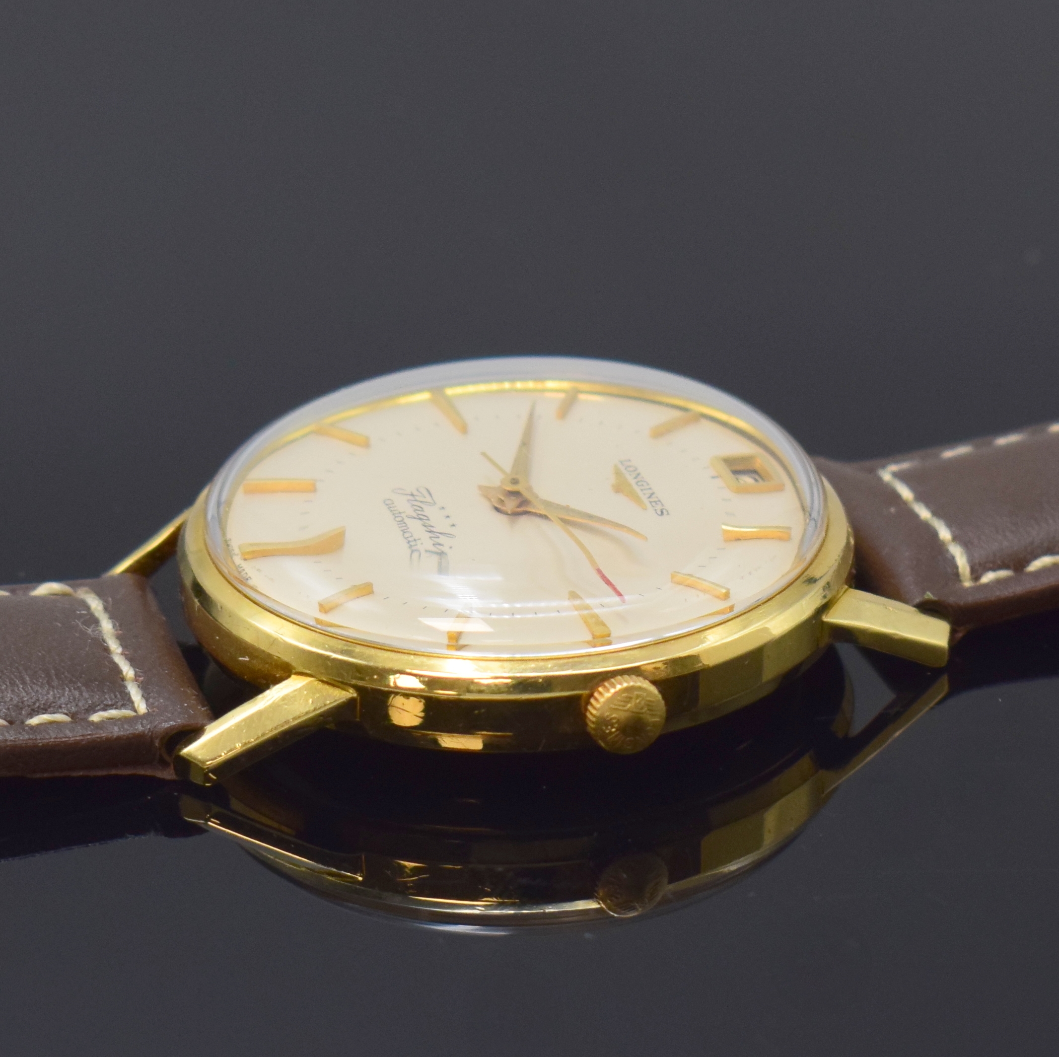 Detail b: LONGINES Flagship Referenz 2408 Armbanduhr in GG 750/000, Schweiz um 1962, Automatik, verschraubtes Geh., Boden m. Relief eines Segelschiffes, orig. ...