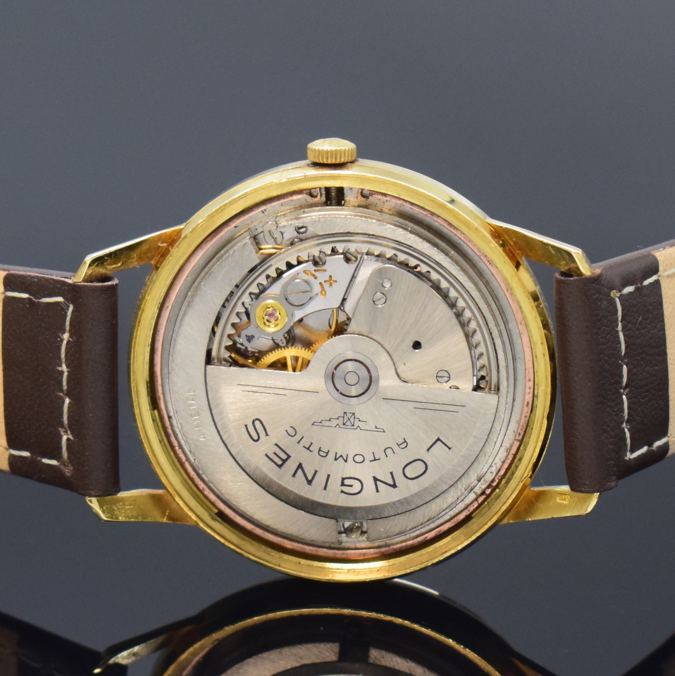 Detail d: LONGINES Flagship Referenz 2408 Armbanduhr in GG 750/000, Schweiz um 1962, Automatik, verschraubtes Geh., Boden m. Relief eines Segelschiffes, orig. ...