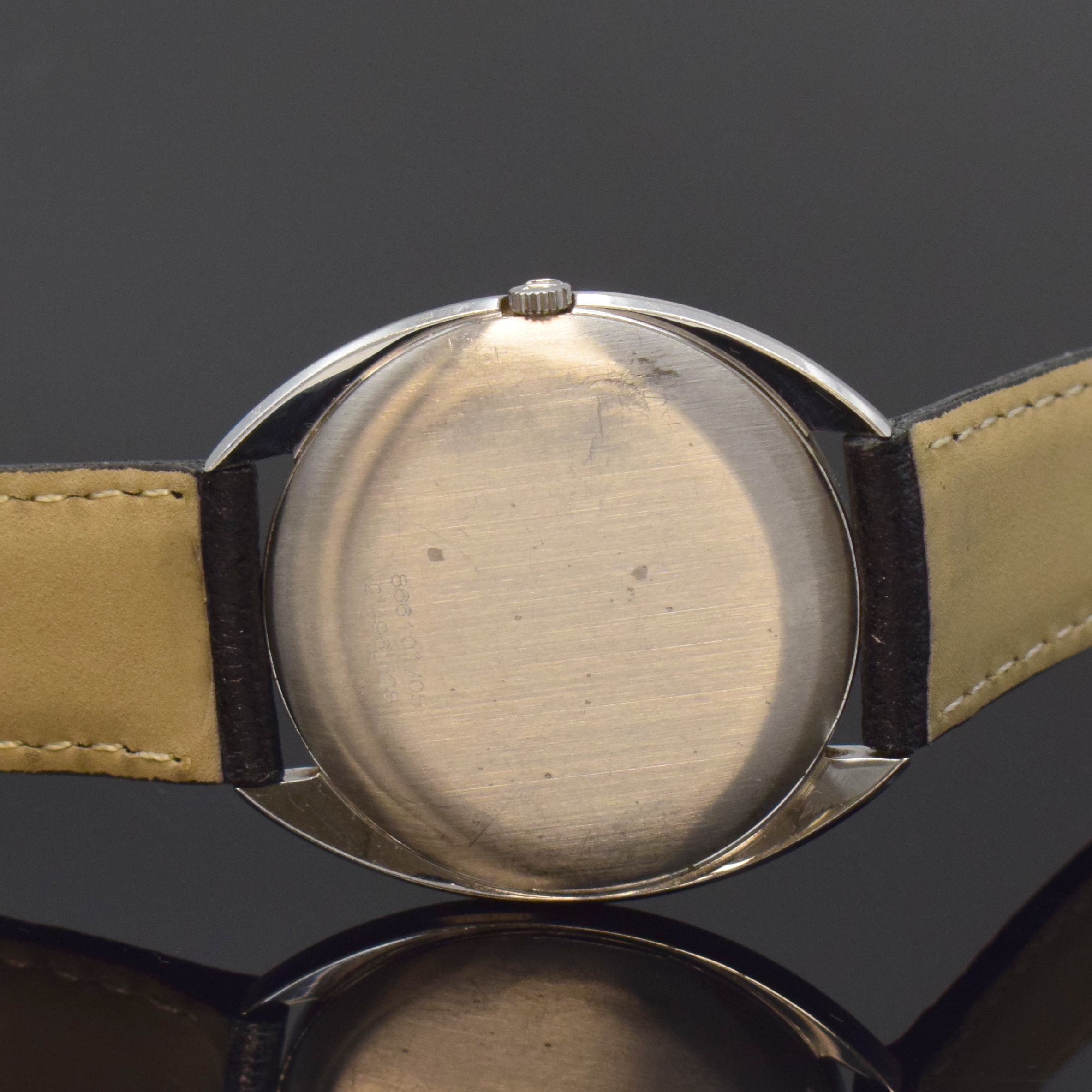 Detail c: UNIVERSAL White Shadow flache Automatik- Armbanduhr Referenz 866101/05 in Stahl, Schweiz um 1968, 2-tlg. Geh., Boden aufgedr., orig. Krone, blau ...