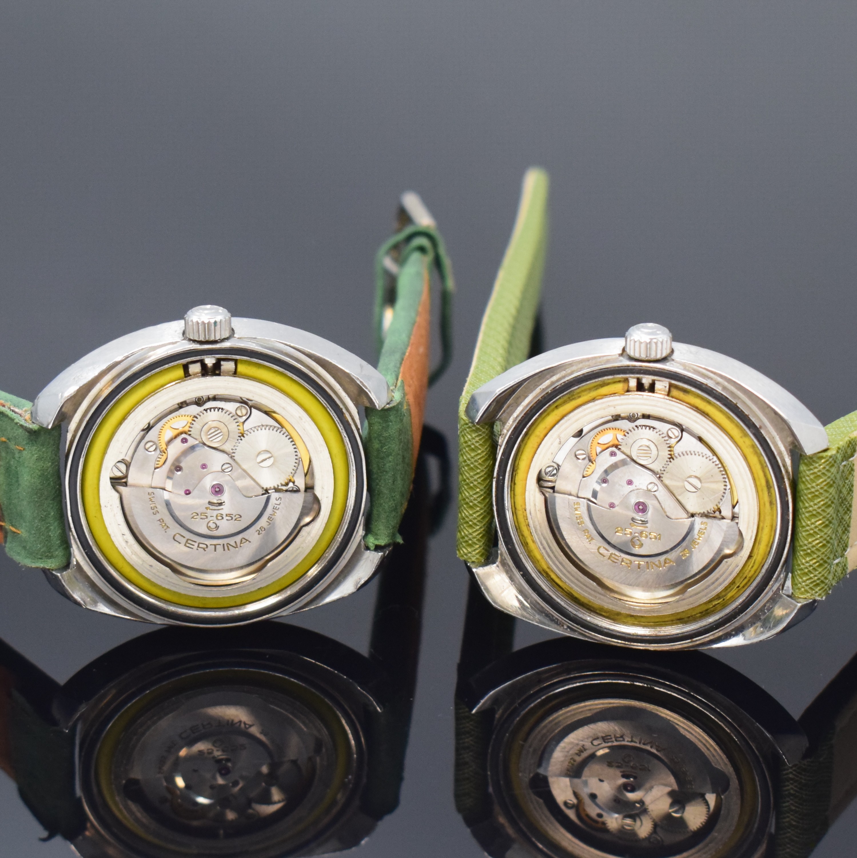 Detail d: CERTINA DS-2 2 Herrenarmbanduhren in Stahl, Schweiz um 1970, Automatik, tonneauförm. Geh., verschr. Böden m. Schildkröte, orig. Kronen, 1 x ...