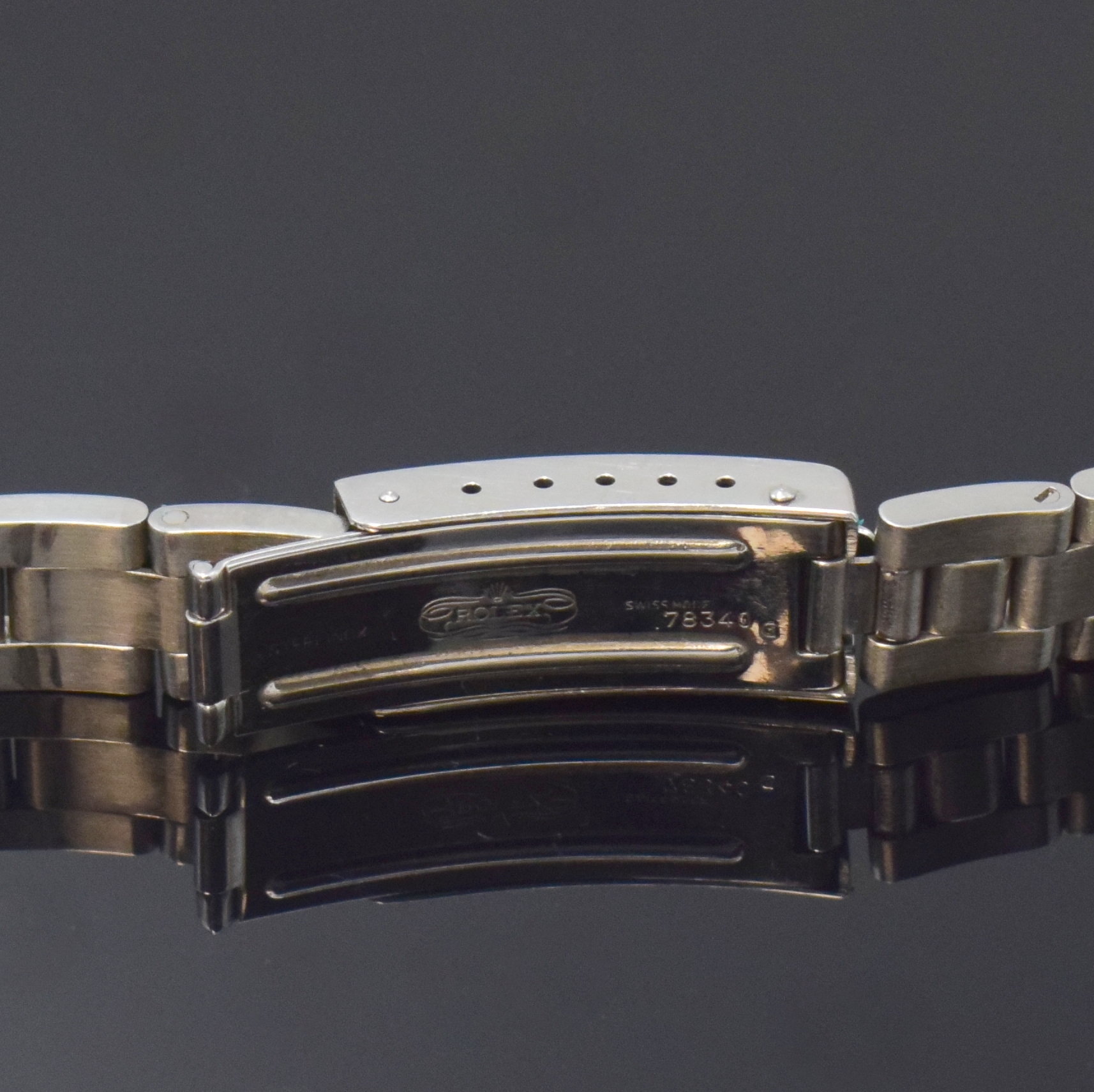 Detail c: ROLEX Damen Oysterband Referenz 78340, Schweiz um 1990, satiniertes Band m. Faltschl., 13-mm-Anstoß Nummer 590, L. ca. 15 cm, in gutem ...