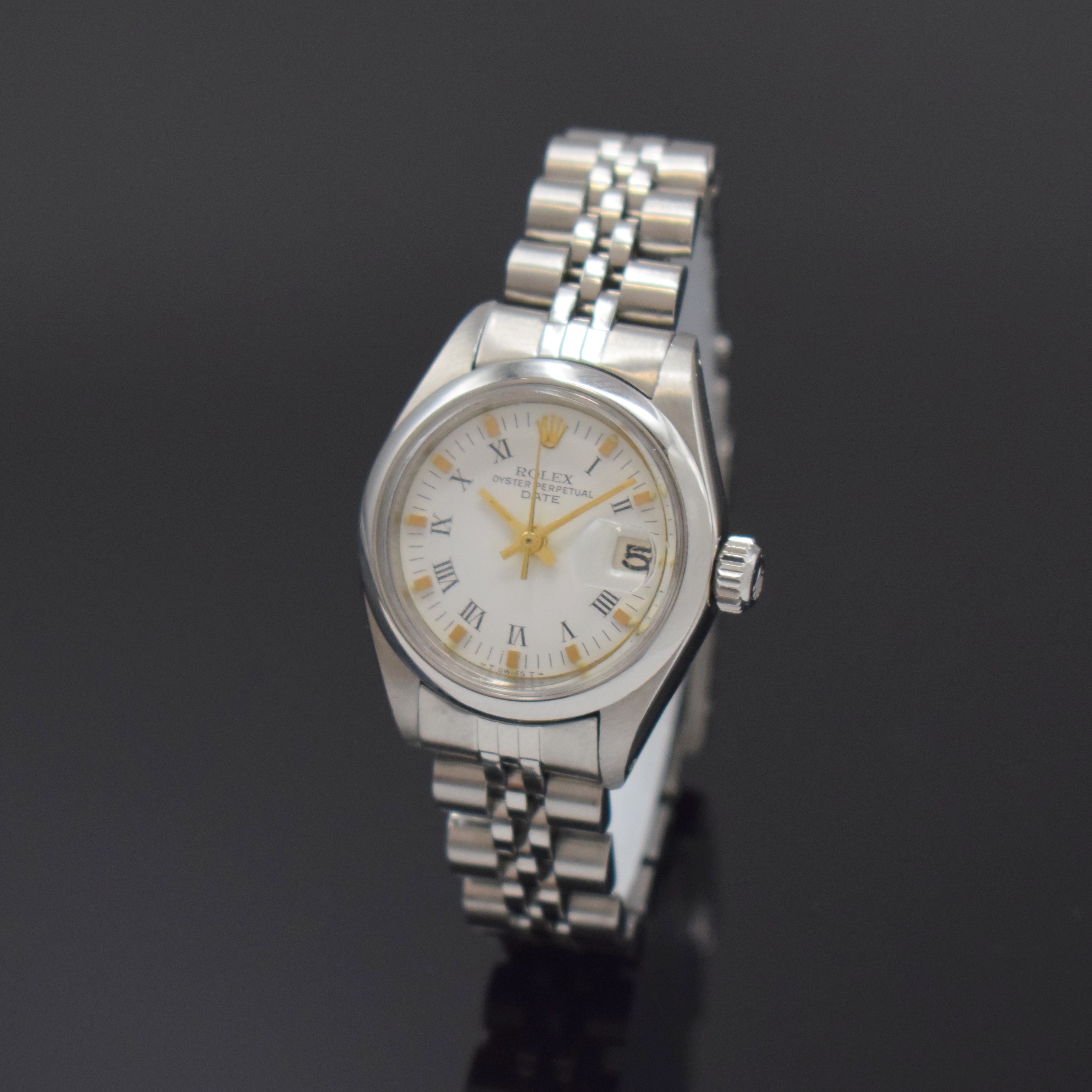 ROLEX Oyster Perpetual Date Damenarmbanduhr in Stahl Referenz 6919, Schweiz um 1977, Automatik, Chronometer der Superlative, verschr. Boden u. Krone, ...