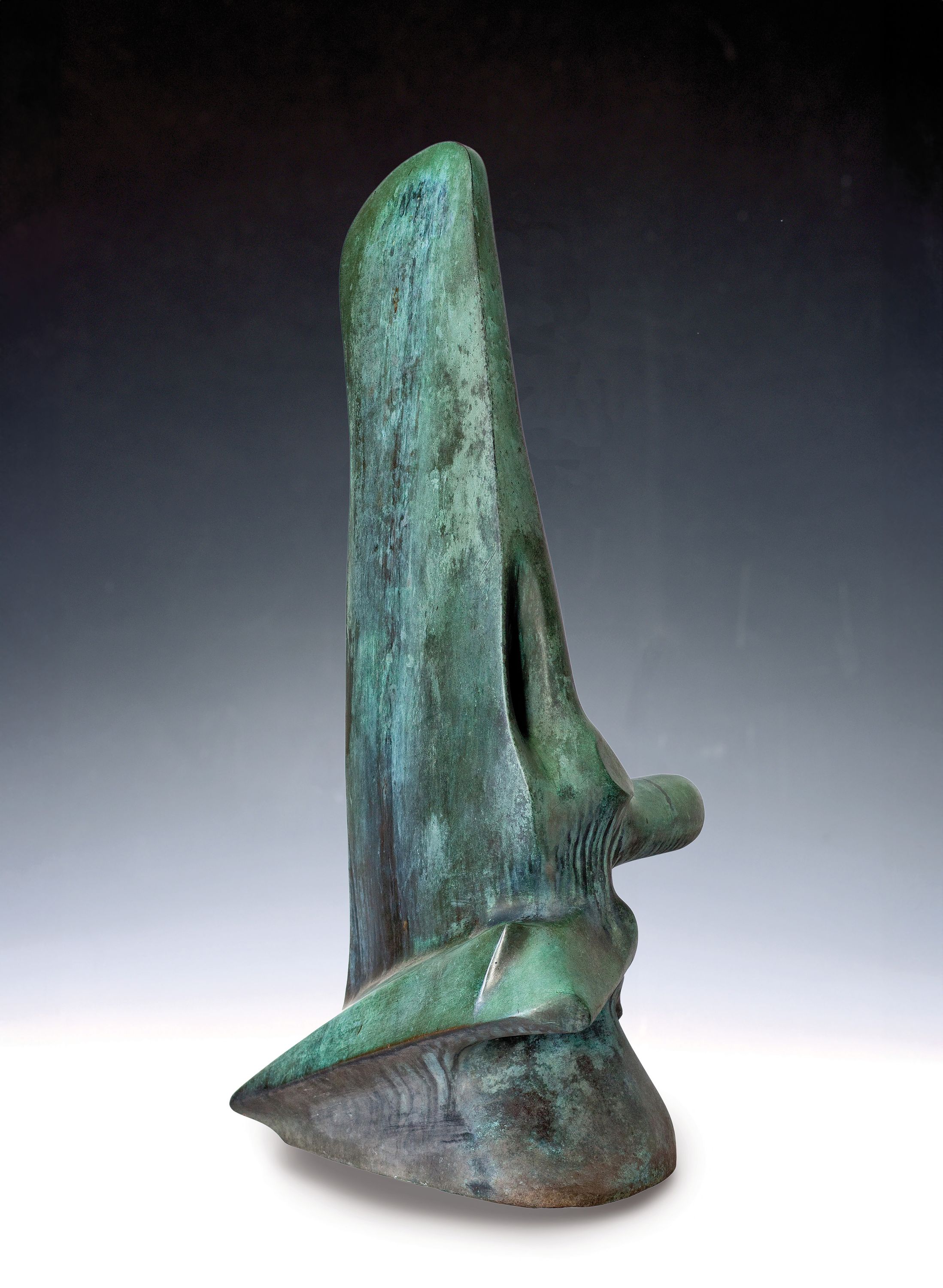 Wolf Spitzer, 1940 Speyer - 2022, bekannter Bildhauer aus Speyer, viele Werke im öffentlichen Raum, hier: Flügel, von 1968, ca. 94 x 48 x 34cm, ...
