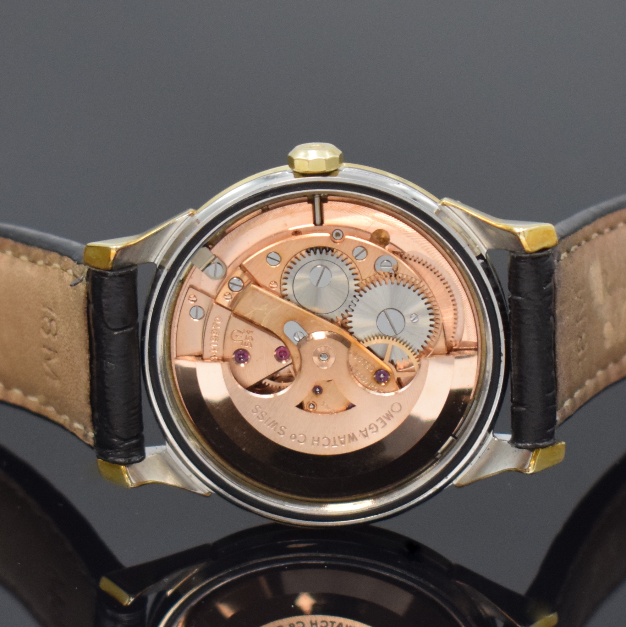 Detail e: OMEGA Herrenarmbanduhr Constellation Chronometer in Stahl/Gold Referenz 167.005, Schweiz um 1967, Automatik, Boden m. Darst. Sternwarte verschr., ...