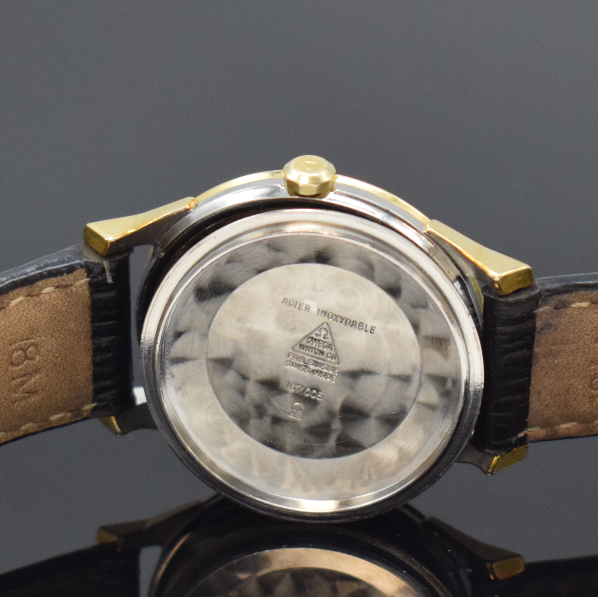 Detail g: OMEGA Herrenarmbanduhr Constellation Chronometer in Stahl/Gold Referenz 167.005, Schweiz um 1967, Automatik, Boden m. Darst. Sternwarte verschr., ...