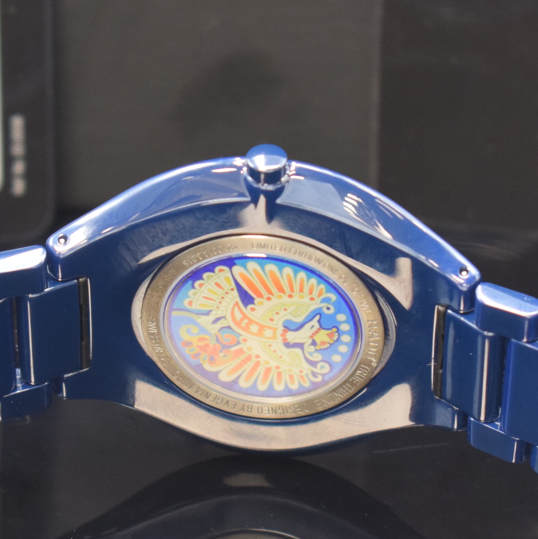 Detail d: RADO True Thinline My Bird auf 1001 Stück limitierte Herrenarmbanduhr Referenz 420.0014.015, Schweiz verk. lt. beil. Garantie 08/2020, quarz, blaues ...