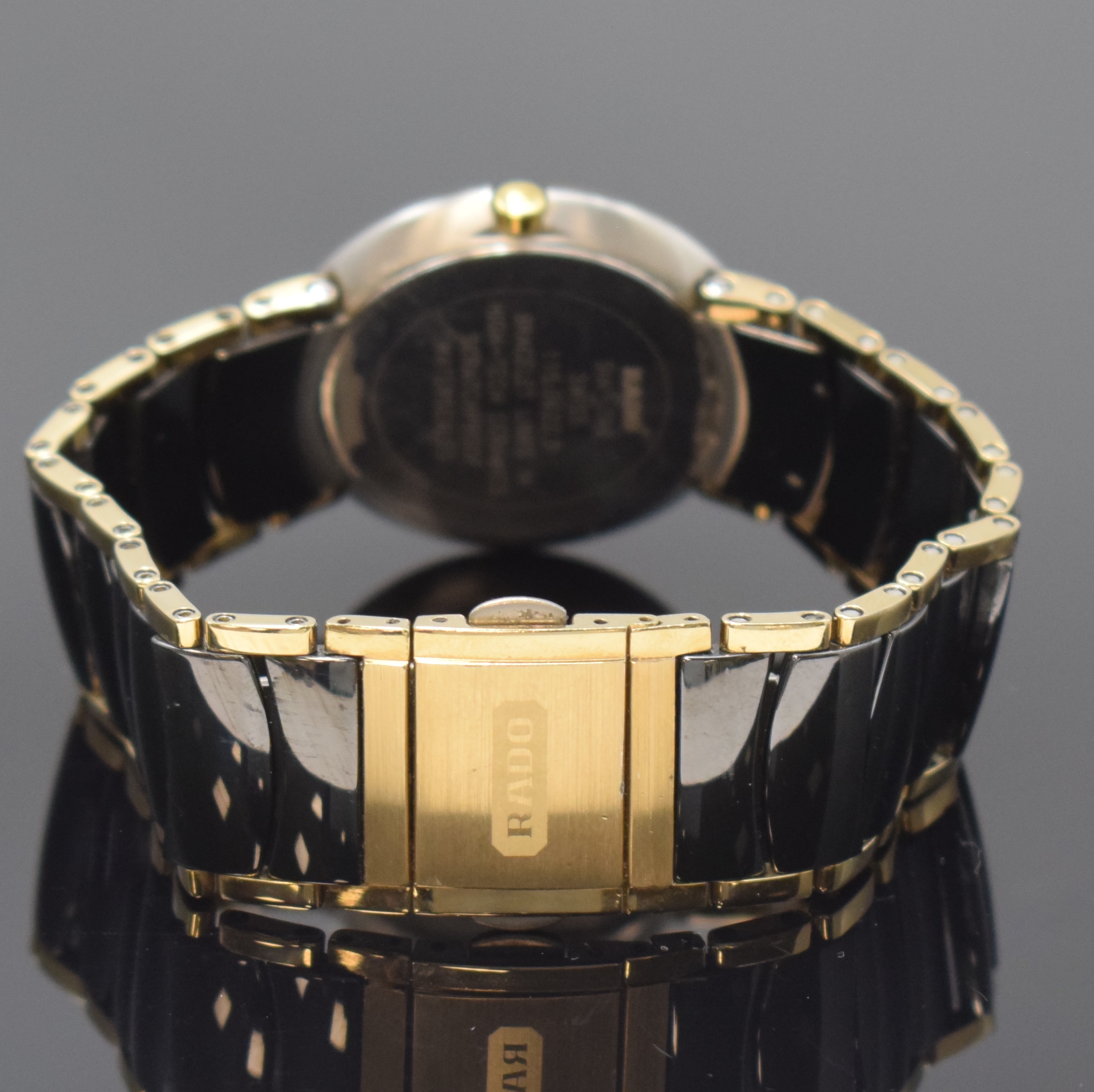 Detail a: RADO Diastar Herrenarmbanduhr Referenz 115.0622.3, Schweiz um 2006, quarz, Edelstahlgeh., Boden aufgedr., Keramik- Gliederband m. dopp. Faltschl. in ...