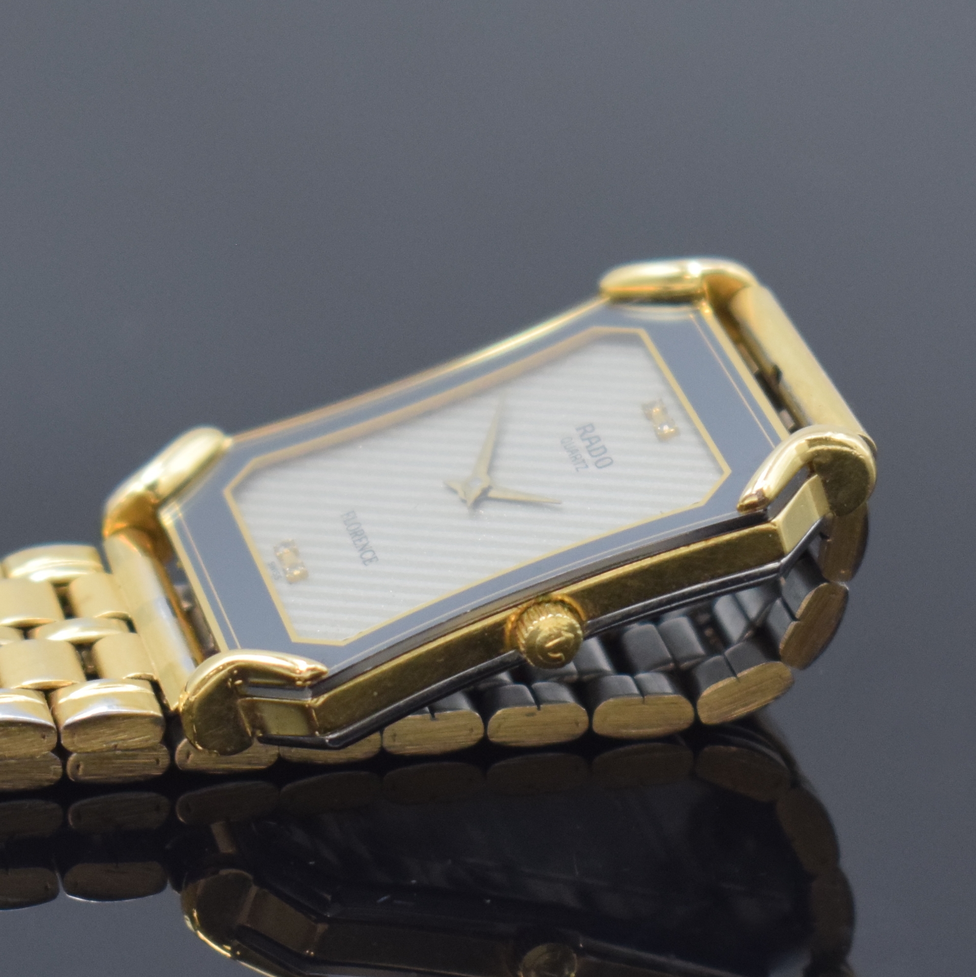 Detail b: RADO Florence Armbanduhr in Stahl/Gold Referenz 150.3386.2, Schweiz um 1995, quarz, Boden 4-fach verschr., neutr. Stahlband m. Faltschl., silb. ...