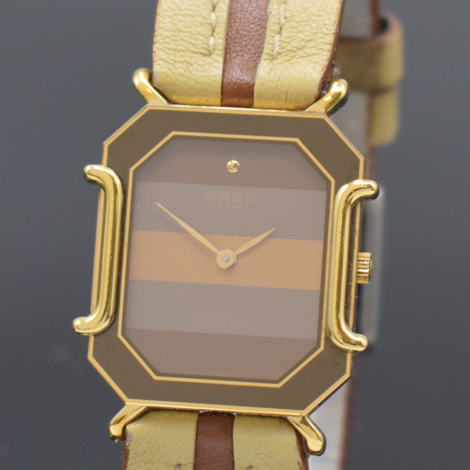 Detail a: RADO Florence Armbanduhr Referenz 150.3408.2, Schweiz um 1995, quarz, Stahl/vergoldet, Boden 4-fach verschr., mehrfarb. Zifferbl. m. gold. Zeigern, ...