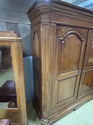 26780660e - Baroque cabinet, probably Palatinate, around 1750/60, solid cherry wood, doors and sides ...