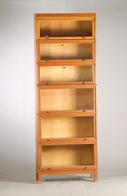 Image 26780670 - Bookcase, around 1920, from the "Union Zeiss Frankfurt am Main" workshop, consisting of 6 elements, each with a glass panel front, orig.rolled glass, approx. 242 x 86 x 35 cm, condition 2