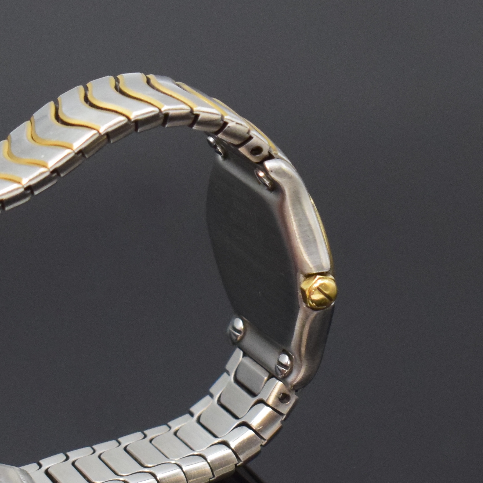 Detail c: EBEL Classic Wave Damenarmbanduhr in Stahl/Gold Referenz 166901, Schweiz um 1990, quarz, Edelstahlgeh. an orig. Ebel-Stahlband, Geh. 5-fach verschr., ...