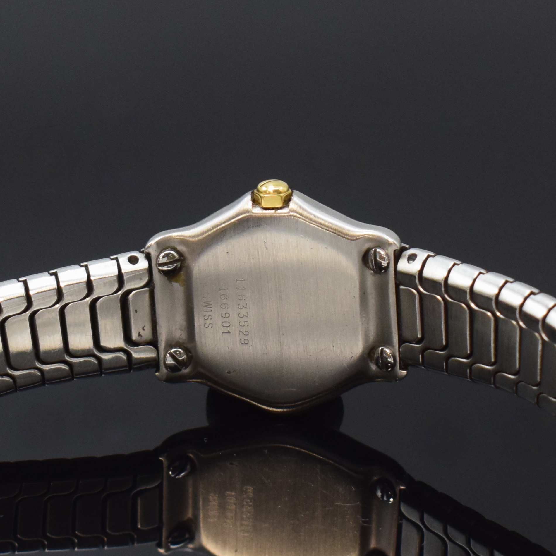 Detail d: EBEL Classic Wave Damenarmbanduhr in Stahl/Gold Referenz 166901, Schweiz um 1990, quarz, Edelstahlgeh. an orig. Ebel-Stahlband, Geh. 5-fach verschr., ...