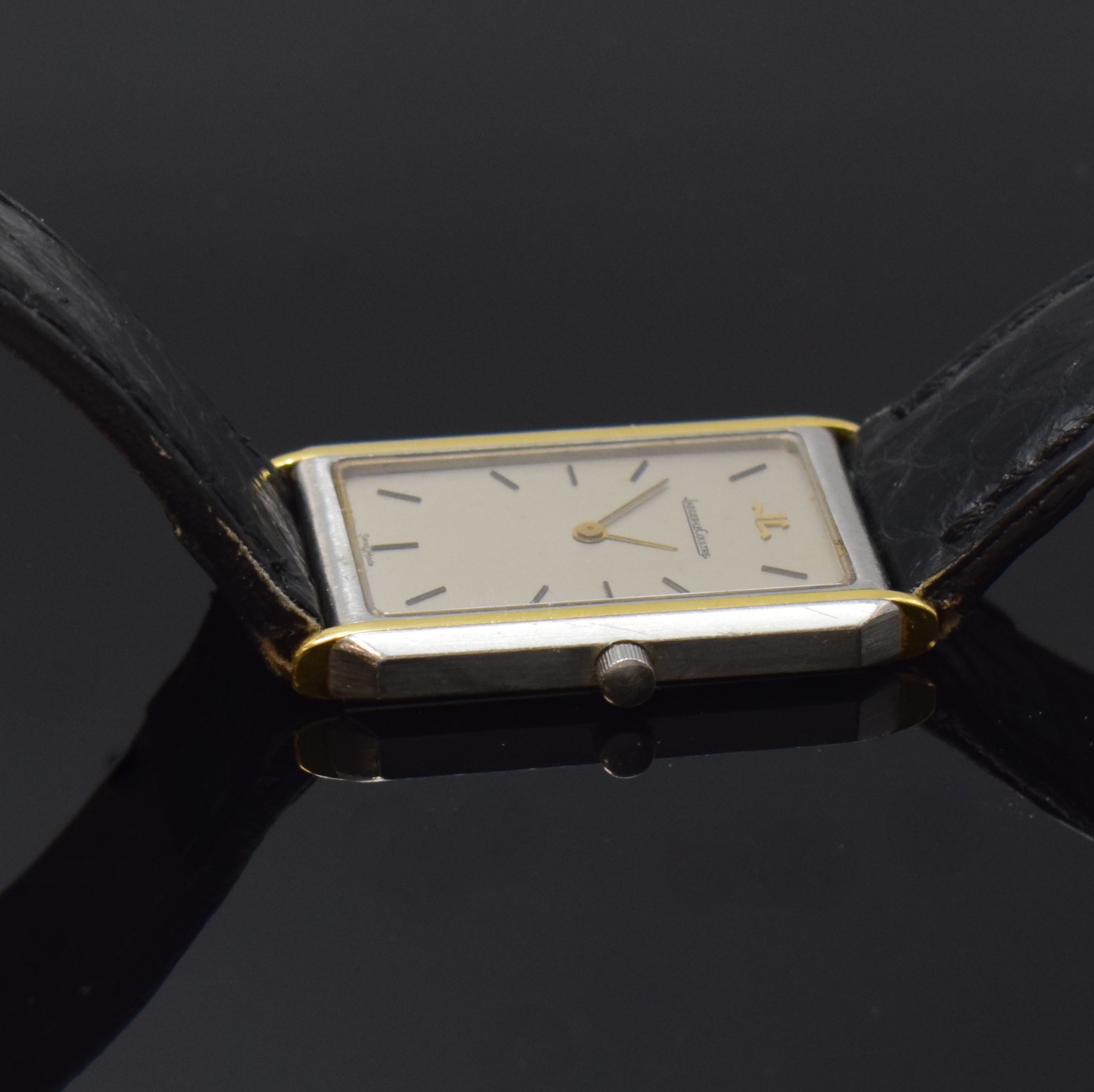 Detail b: Jaeger-LeCoultre Armbanduhr in Stahl/Gold, Schweiz um 1990, quarz, 4-fach verschr. Boden lose, Schrauben fehl. u. defekt, vers. Zifferbl. m. aufgel. ...