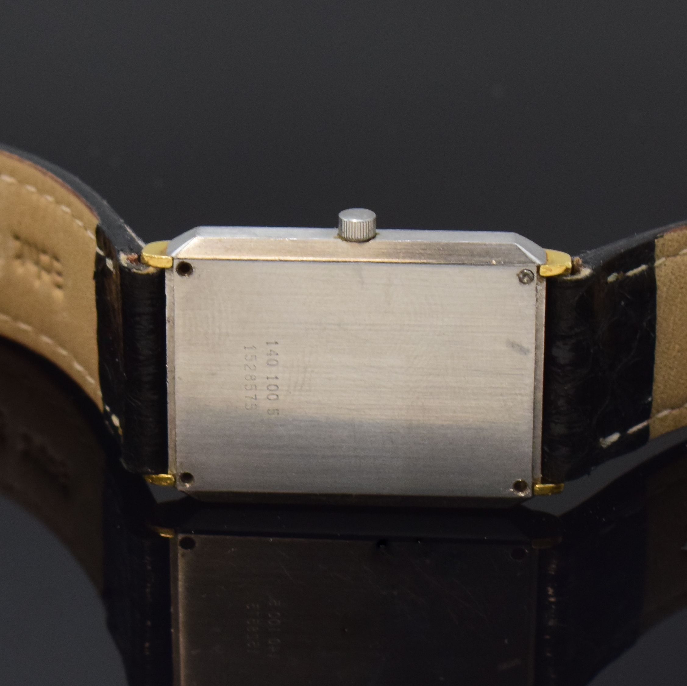 Detail c: Jaeger-LeCoultre Armbanduhr in Stahl/Gold, Schweiz um 1990, quarz, 4-fach verschr. Boden lose, Schrauben fehl. u. defekt, vers. Zifferbl. m. aufgel. ...