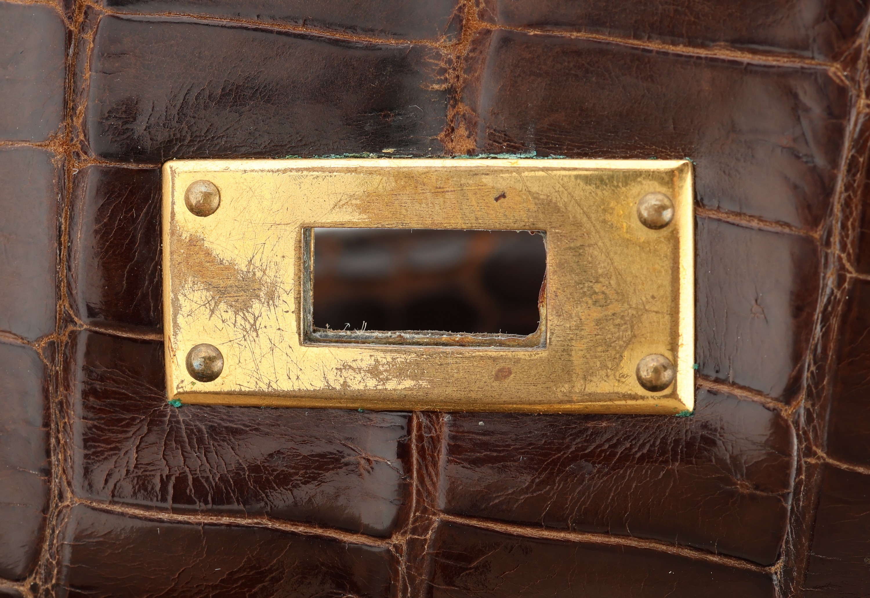 Detail k: Vintage HERMES Kelly Bag, 1960, Shiny Porosus Crocodile in Havanna Braun, Innenaustattung auf feinem Ziegenleder, goldene Hardware, ca. 32 x 11.5 x ...