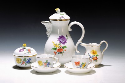 Image 26781167 - Mocha service, Meissen, 20th century, 2nd choice, colorful floral painting, gold edges, moka pot, sugar bowl, cream jug, 6 cups with saucers